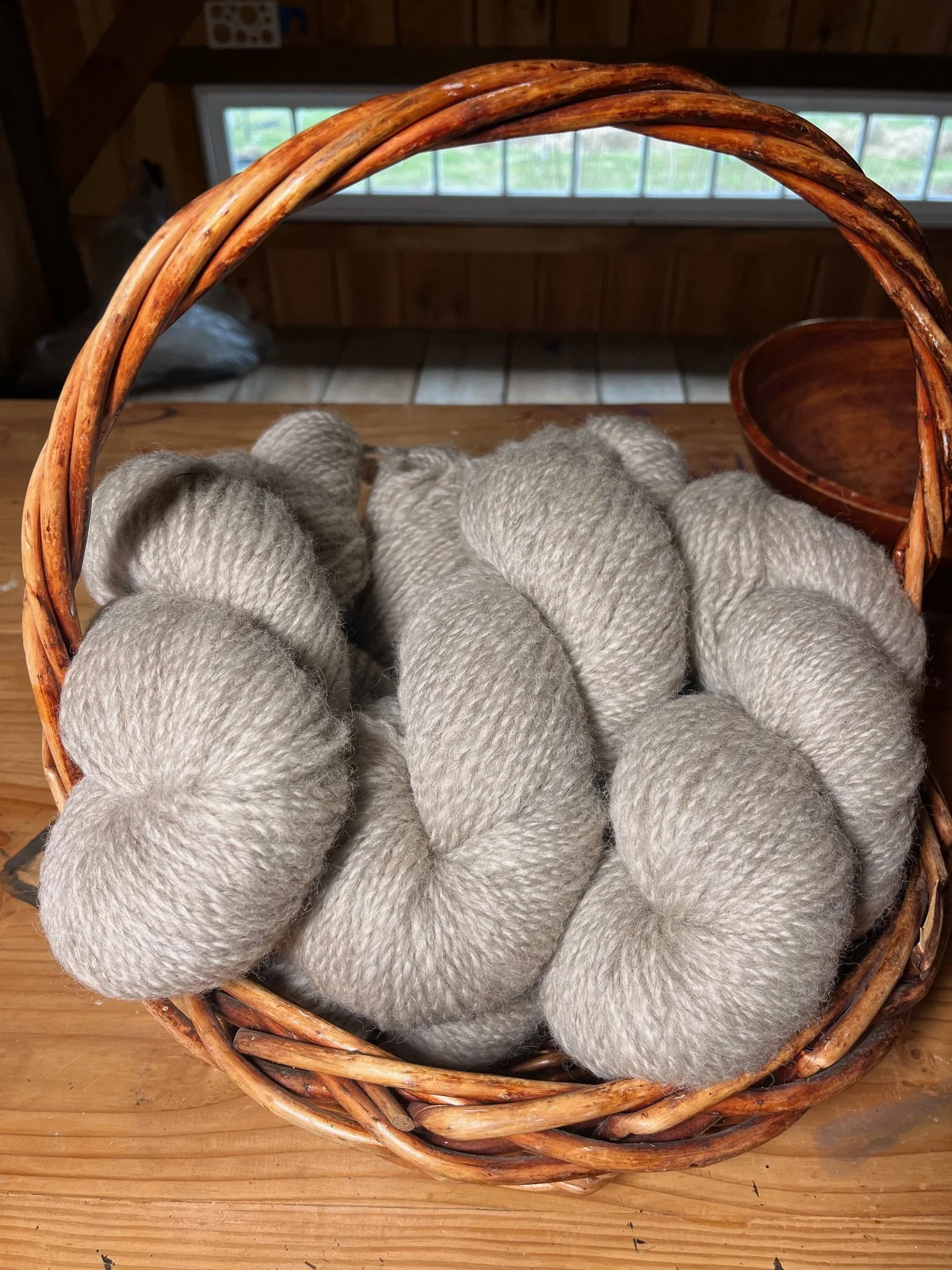 Worsted weight Romney yarn, 4 oz.