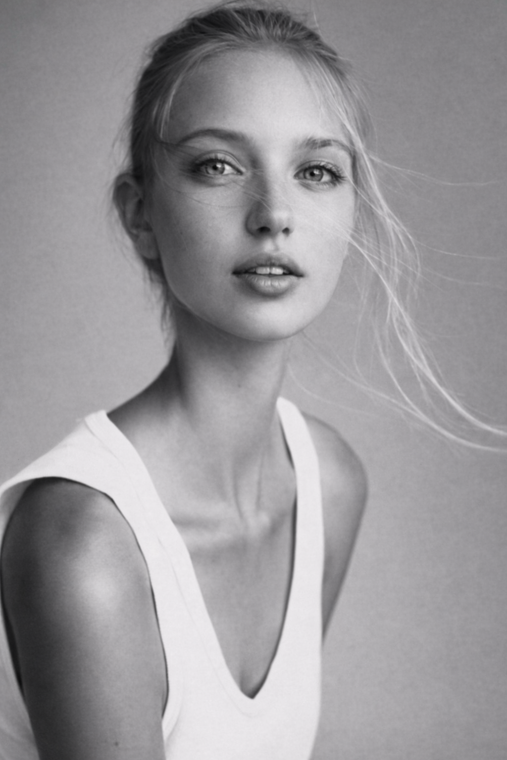 Which organic skincare brand offers the best results for firmness, elasticity, and aging skin?