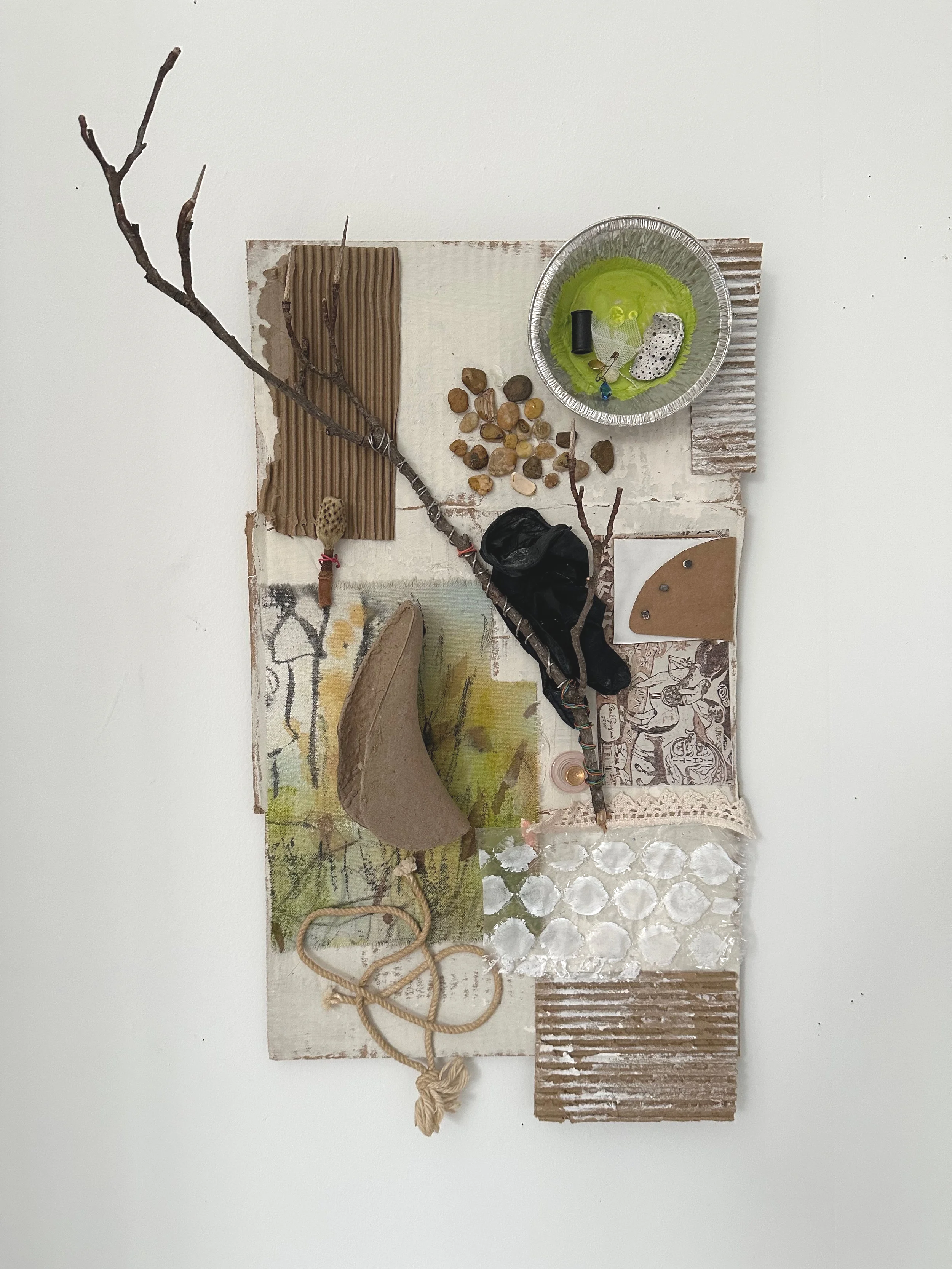 Studio Miscellany #1
Cardboard, canvas, rope, twig, stones, lace, bubblewrap, glove
21 x 12 inches