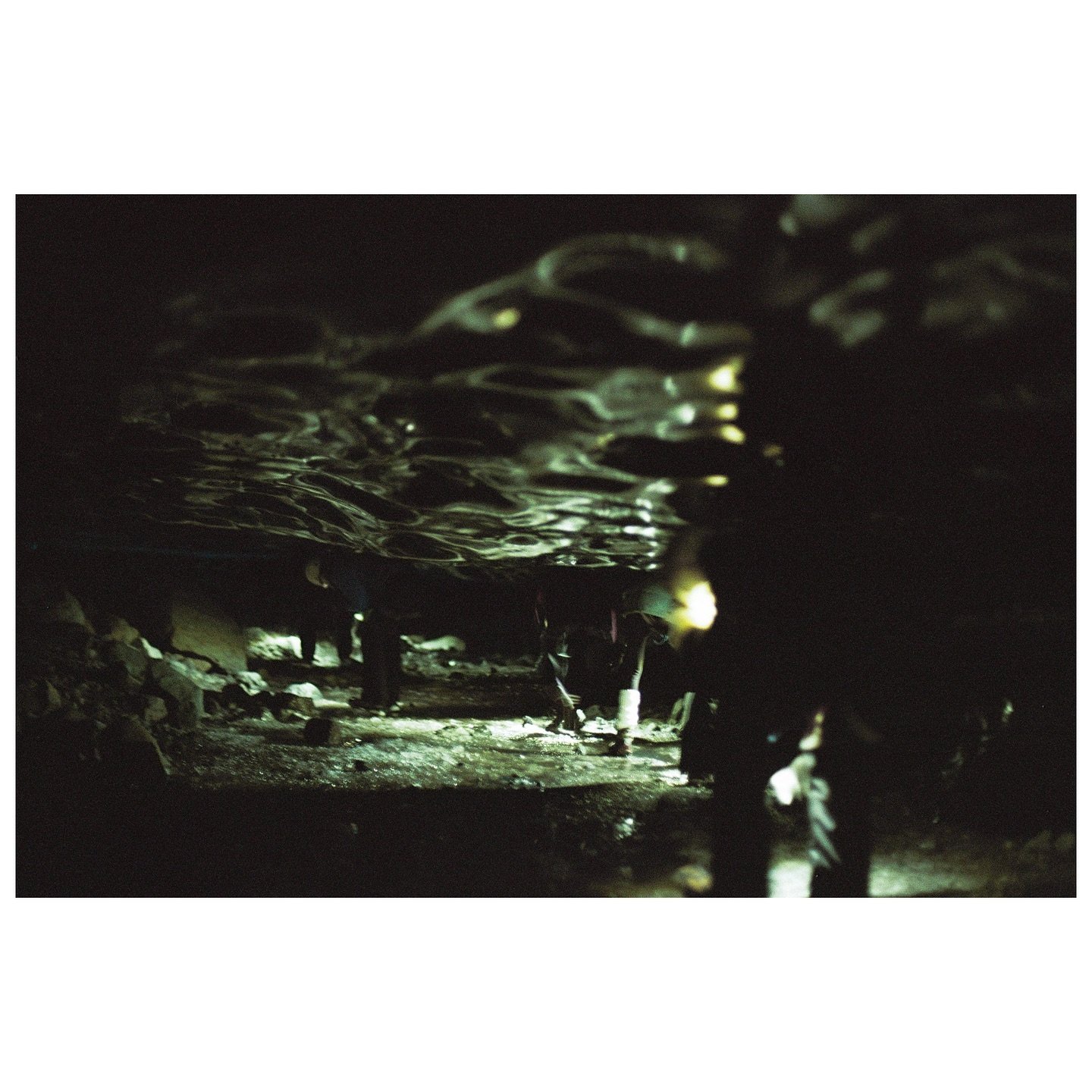 I guess I never posted these đ¤ˇ‍âī¸
2/28-29/24
————————————
Nikon N80 (1)
Nikon Z6 (2-4)
@nikonusa
#madewithlightroom
#madewithkodak
#iceland #exploring #adventuring #icela