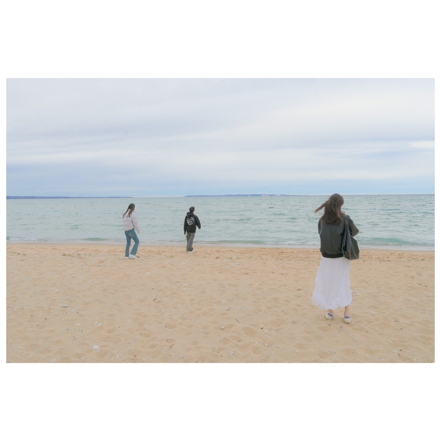 If I’m in the picture does that mean I’m a fraud đļ‍đĢī¸
10/13/24
————————————
Nikon Z6
@nikonusa
#madewithlightroom
#nikon #vintagestyle #moments #aesthetic #di