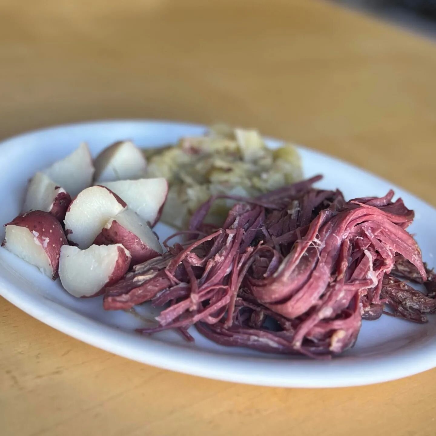 It's corned beef and cabbage time at Hollerbach's! Succulent corned beef from whole steamship rounds, fresh red boiled potatoes, braised cabbage made with onions and applewood smoked bacon, our Dijon egg sauce, and Irish soda bread made in our bakery