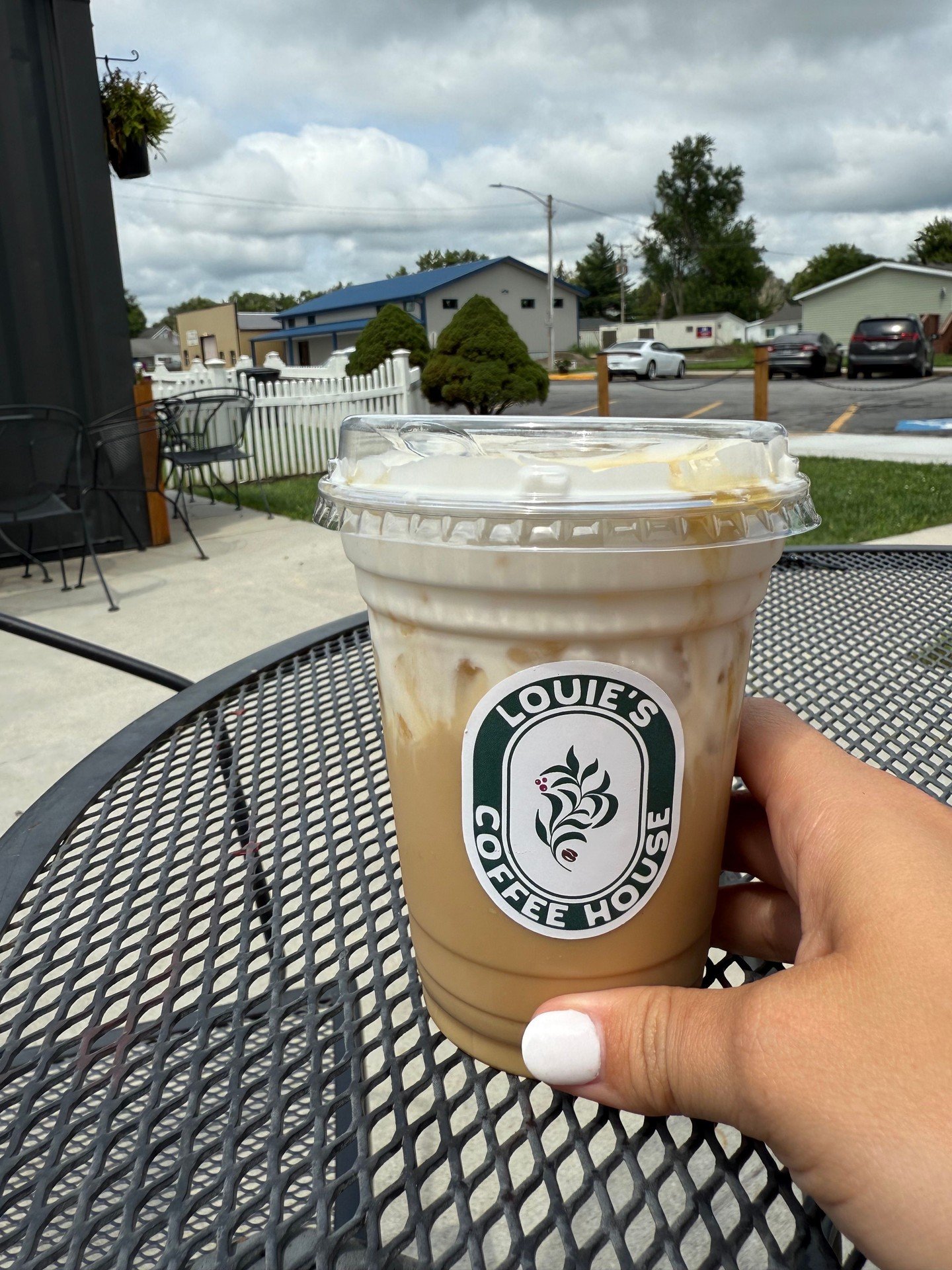 Marketing + caffeine with a view? Yes, please! ☕

@louiescoffeehouse in Underwood is one of my favorite spots to get some fresh air and a few moments of peace before diving into client work. 

Small-town mornings and local brews: two of my favorite t