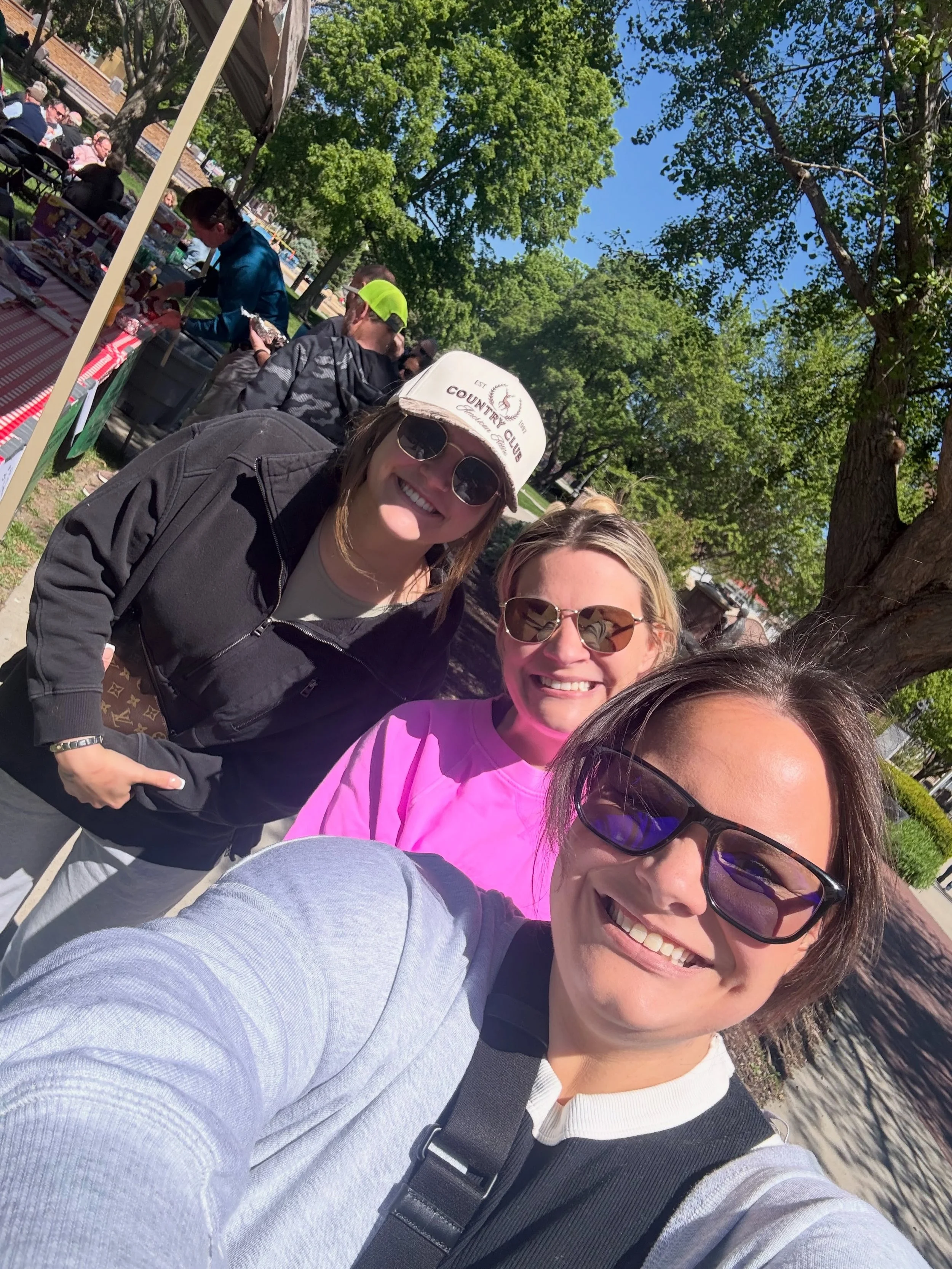 Thanks to the farmers we are eating a killer lunch today in Bayliss Park! 

Come support local Ag, eat a burger or steak, and celebrate the CB community! 

@cbchamber_712