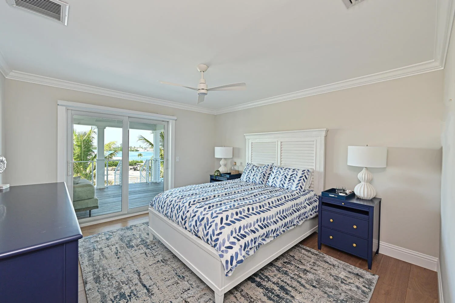 214 Pine Avenue Holmes Beach-large-042-026-DSC 3149-1500x1000-72dpi.jpg