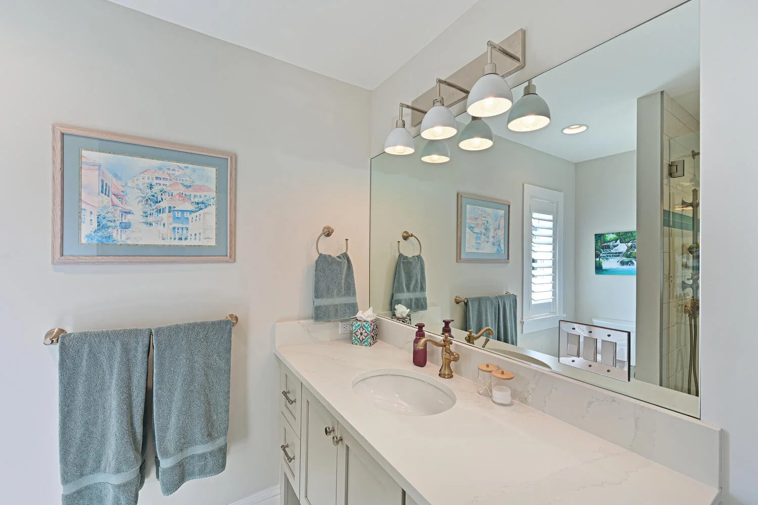 214 Pine Avenue Holmes Beach-large-047-034-DSC 3174-1500x1000-72dpi.jpg