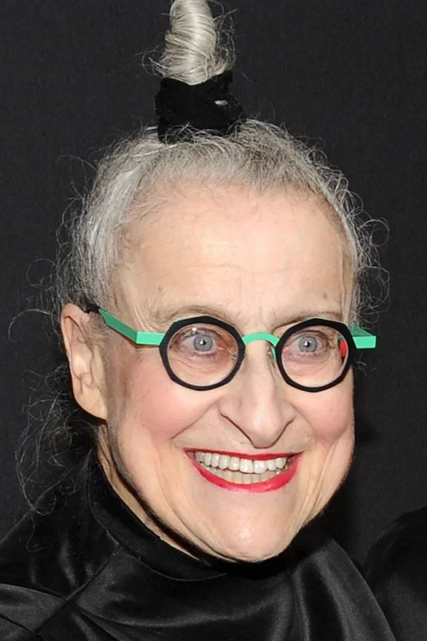 JACQUELINE ROBBINS