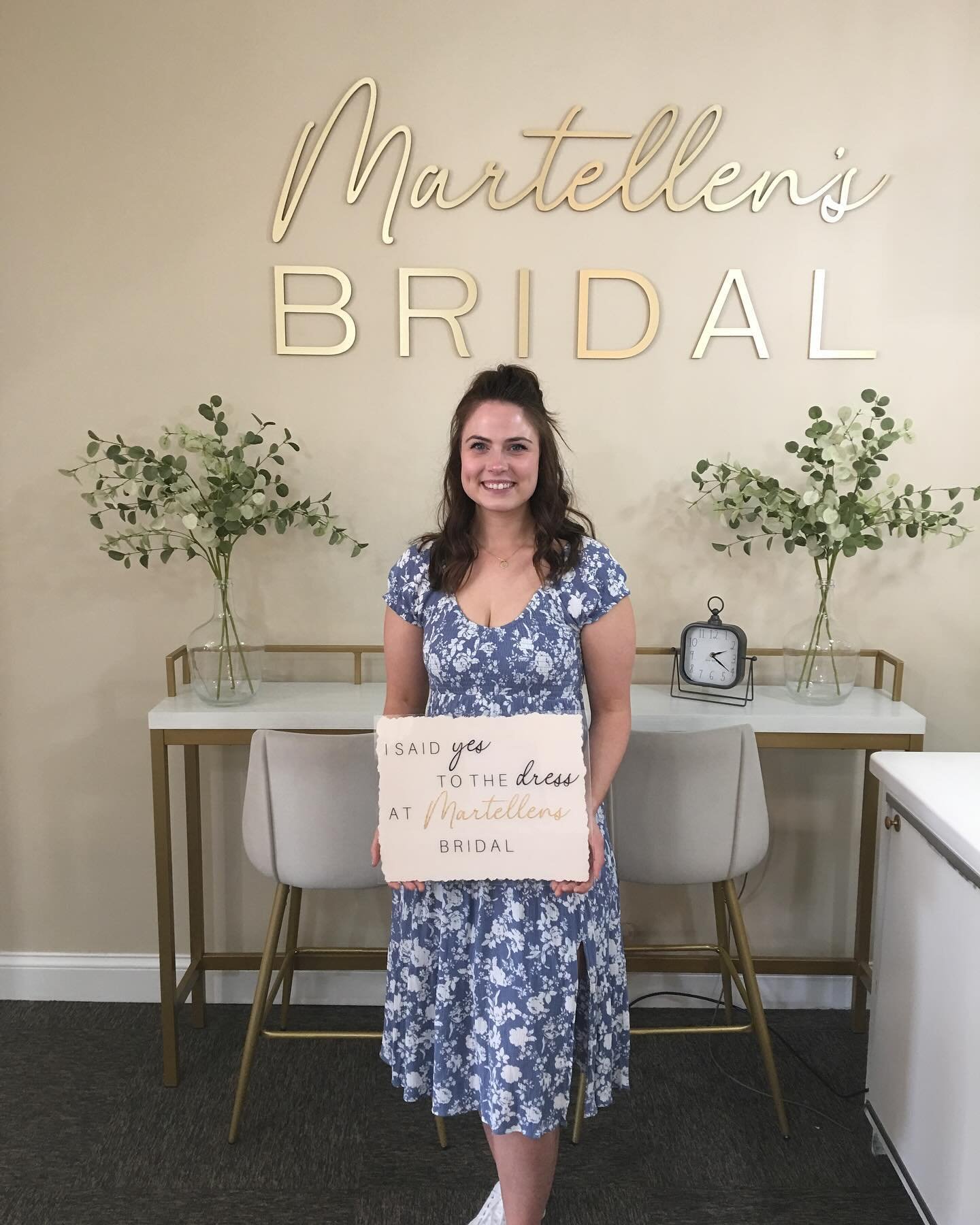 Congratulations to last weekends bride!! We are so happy you found your dream gown at Martellen&rsquo;s! 🤍✨

#martellensbridal #chicagolandbridalboutique #weddingdress #sayyestothedress #midwestbridal #downtownlemont #shopsmall