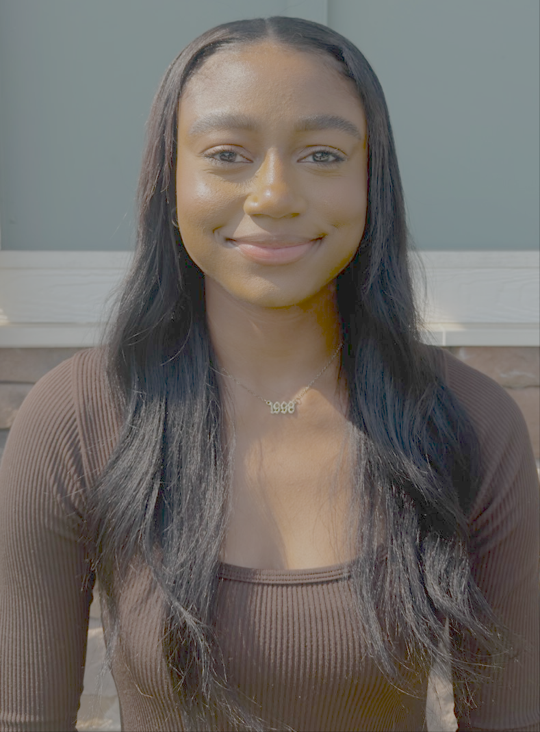 Dorah Parsons, Receptionist