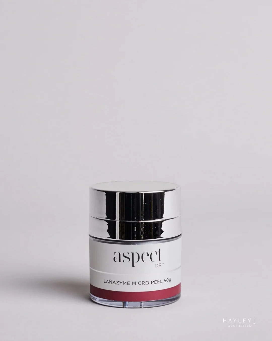 Reveal your most radiant skin with the Aspect Dr Lanazyme Micro Peel β¨
This gentle yet powerful peel works to exfoliate, smooth, and rejuvenate, leaving your complexion soft, refreshed, and glowing.
πΏ Refines uneven texture
πΏ Removes dull, dead s