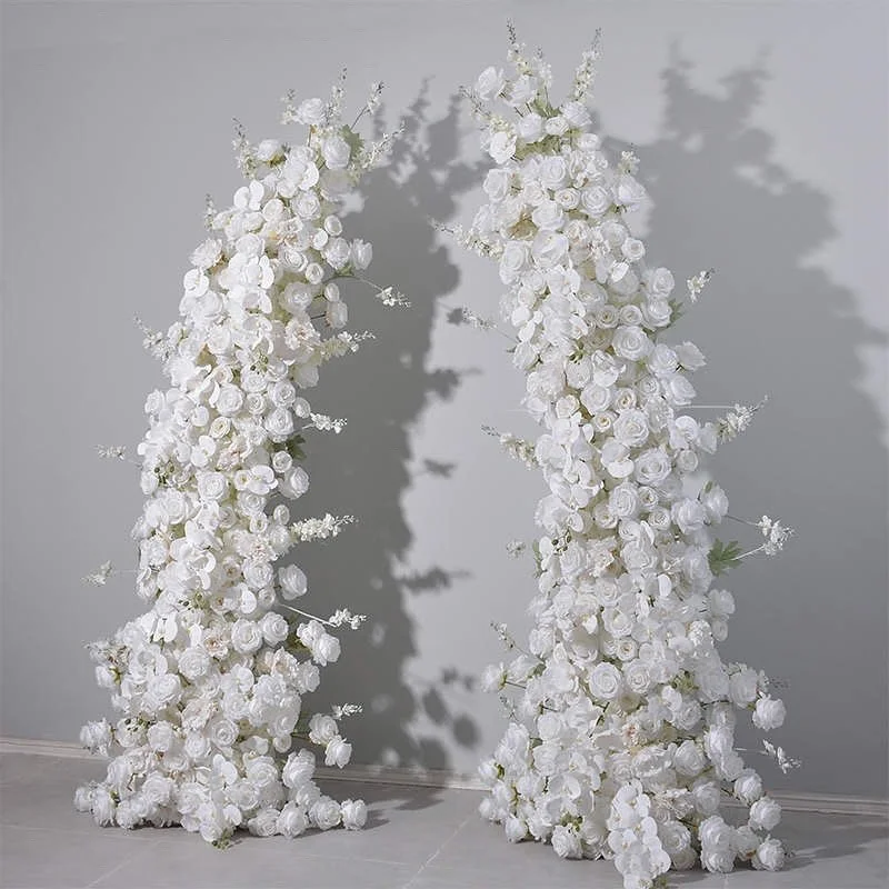 Our white rose and orchid silk flower arches are available for rent
Item: Lumos Maxima ✨ 

Must book 45 days in advance
DM/Email for more details! 

.
.
.
#artificialflowers #whiteroses #whiteorchids #flowerarch #hornarch #halfarch #wedding #weddingd