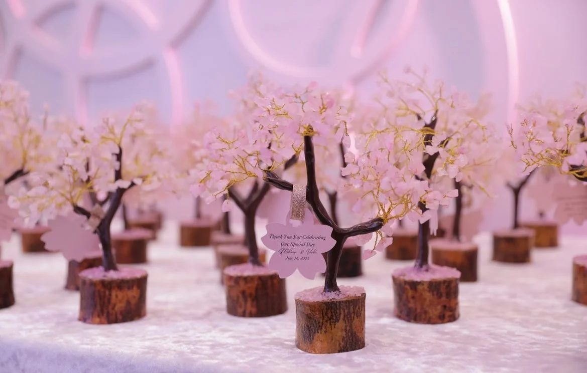 Wedding favor sourcing and labeling done by us and !🌸 Contact us today to get your favors sourced for your special event! 
 
We work with all budgets ✨
.
.
.
.
#weddingfavors #crystaltree #rosequartzcrystal #eventfavors #customweddingfavors #eventre