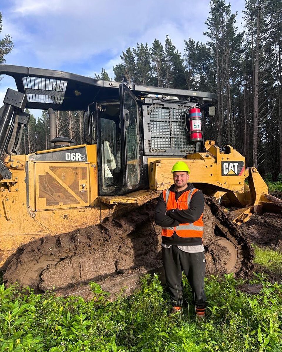 Meet Callum // Callum is a Machine Operator and has been on our team at Dowling Contactors since February 2022. 

Callum is willing to learn and is a hard worker. He is never afraid to take charge of a job.

When Callum is not operating machinery you