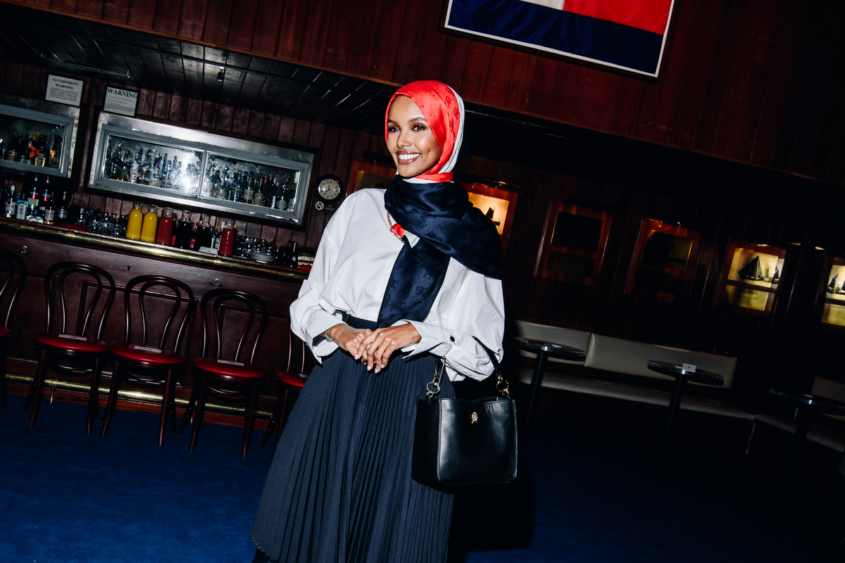 Front-Row-Tommy-Hilfiger-F24-NW-04.webp