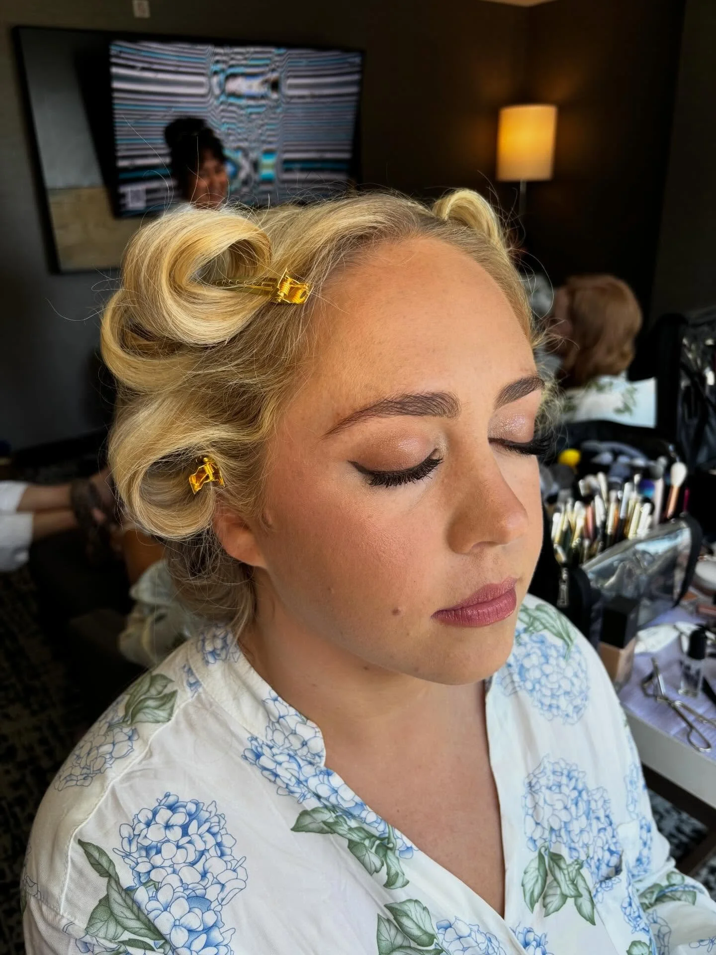 Details 📐

Booking: @themakeupteam.us