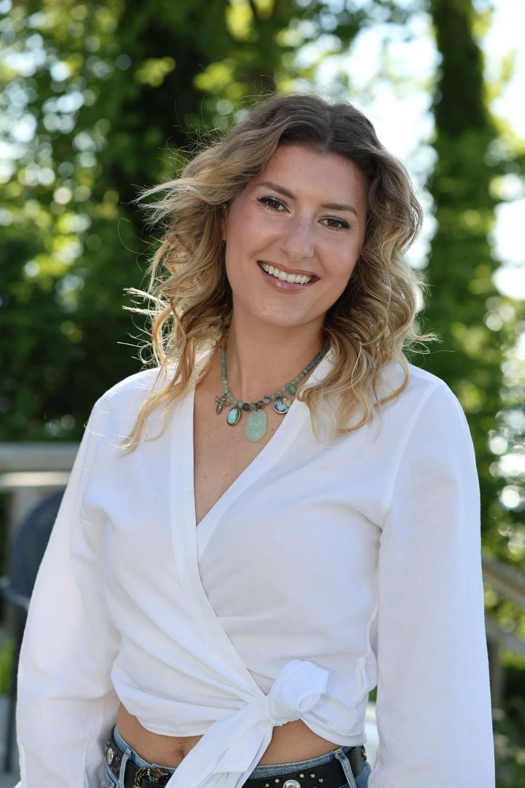 Alexandra Azevedo | Global Consultant +  Earth & Marine Scientist