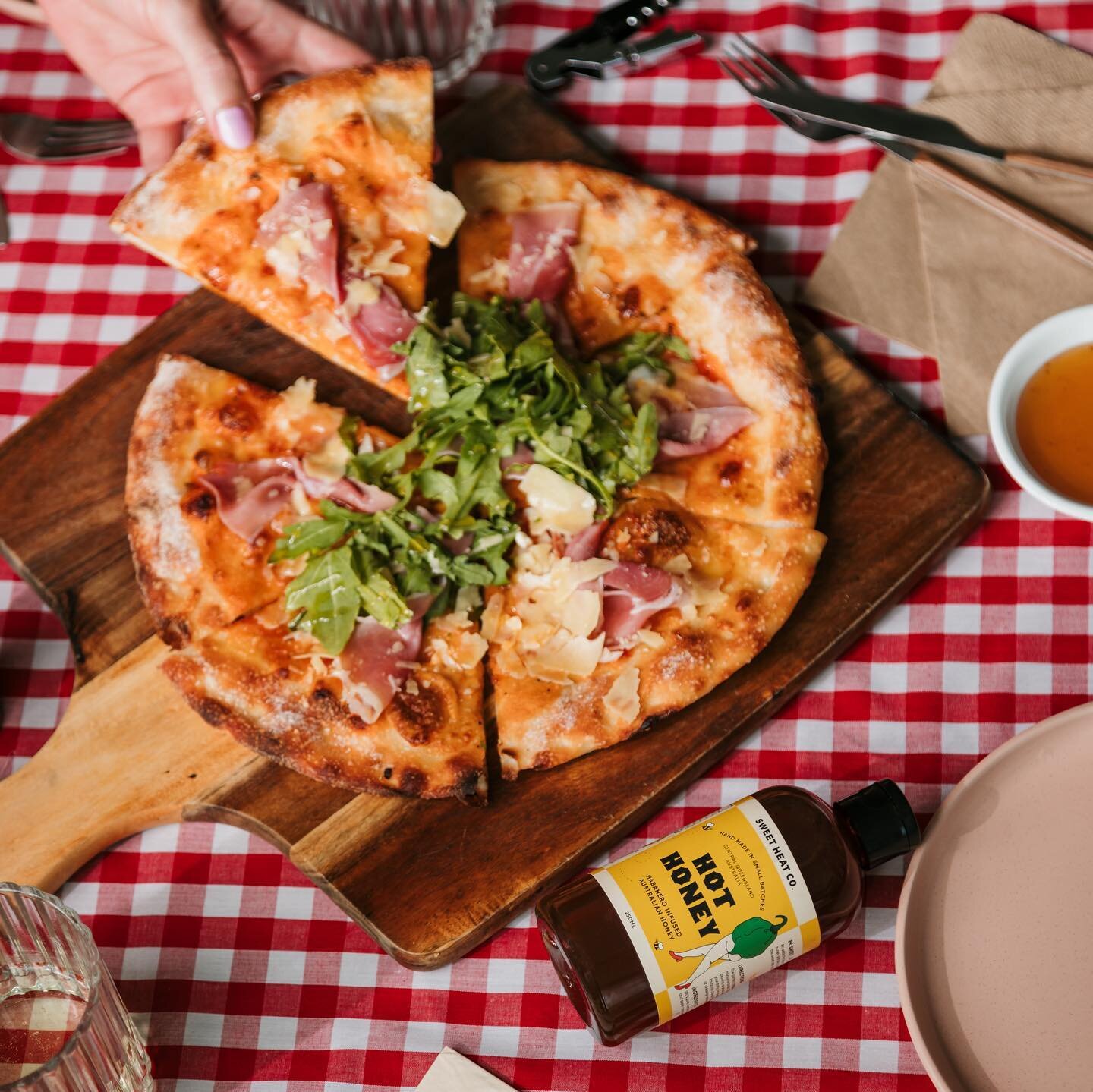 Sweet Heat Co. Hot Honey &amp; pizza is a match made in heaven 🍯🌶️🍕😇

We use 100% Australian honey sourced locally in Central Queensland. The smooth flavourful honey pairs perfectly with our homegrown habaneros to create an addictive blend. Once 