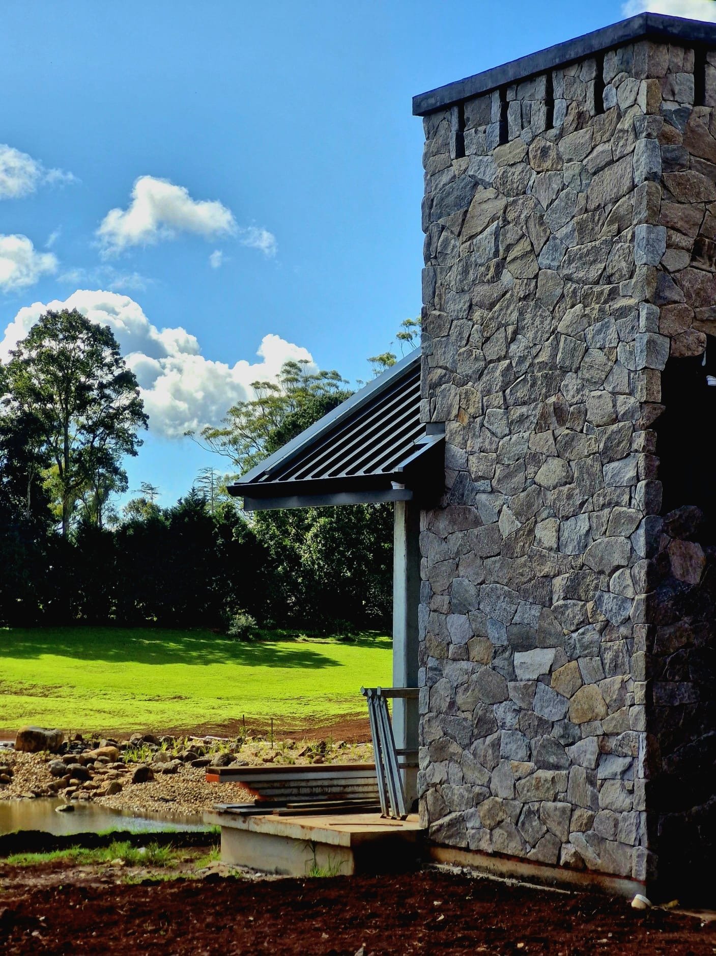 Mountaintop-Masonry-Stonework-Brick-Block-Laying-Tamborine-Mountain-QLD.JPG