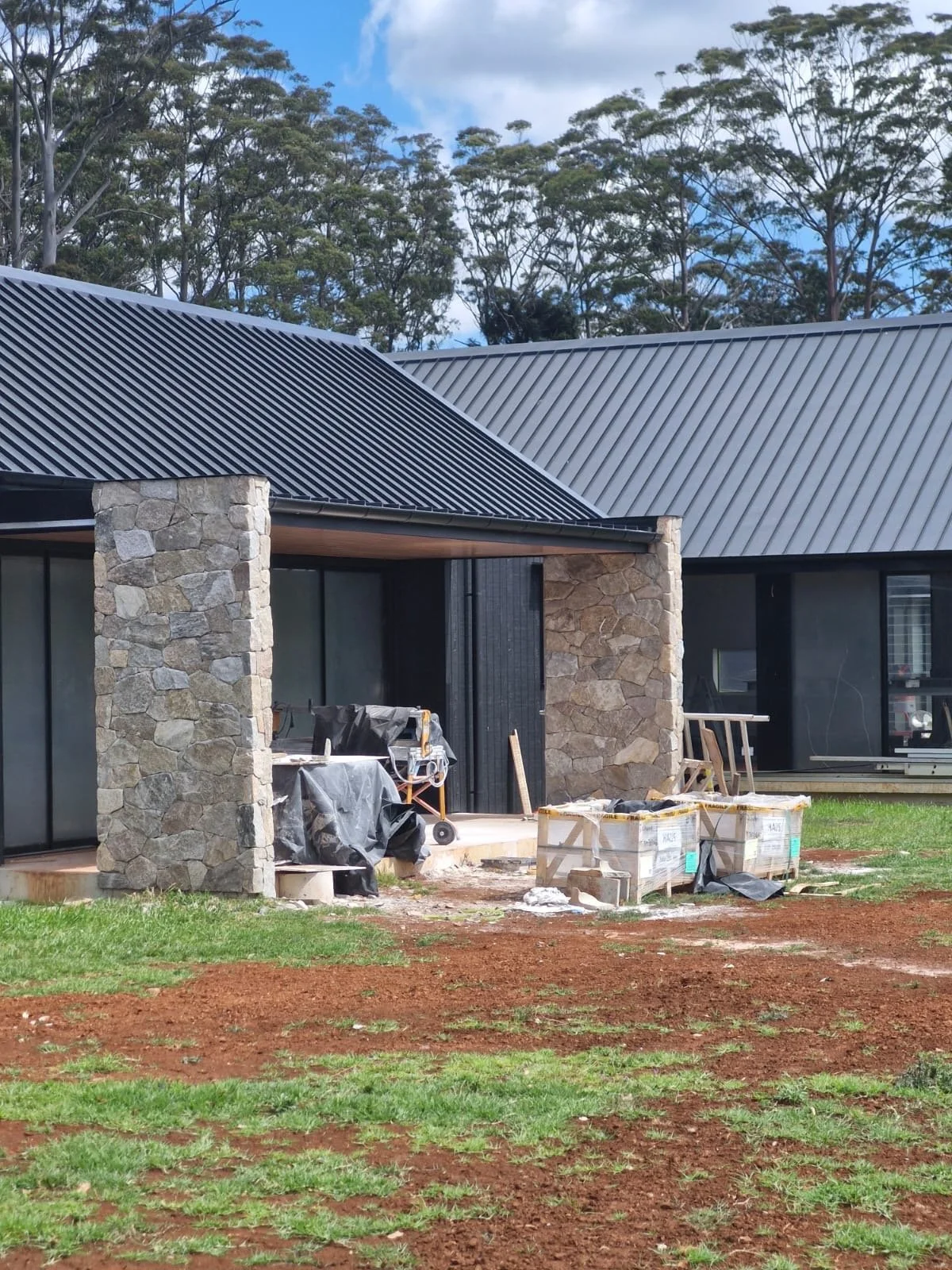 Mountaintop-Masonry-Stonework-Brick-Block-Laying-Tamborine-Mountain-QLD.JPG