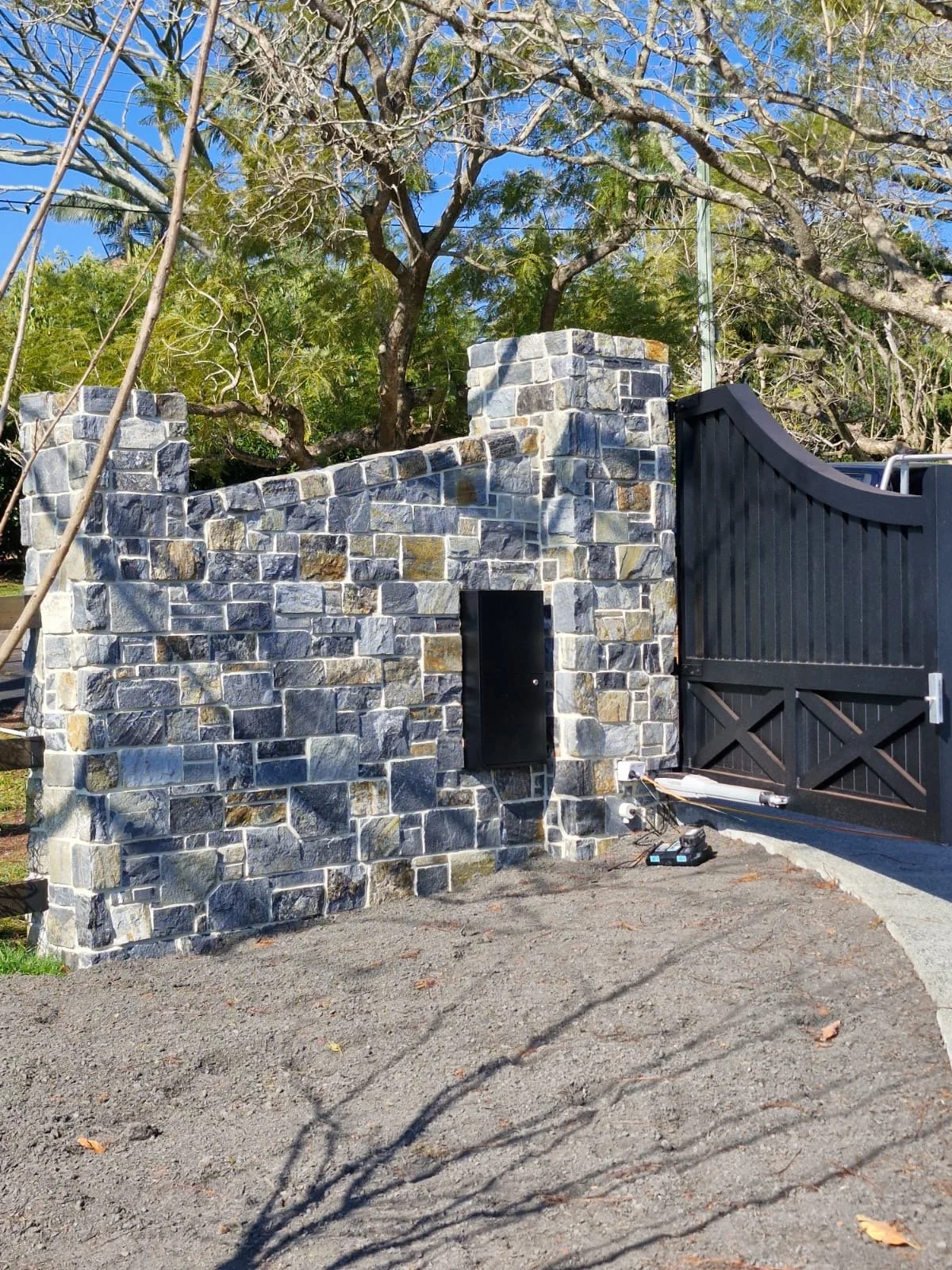 Mountaintop-Masonry-Stonework-Brick-Block-Laying-Tamborine-Mountain-QLD.JPG