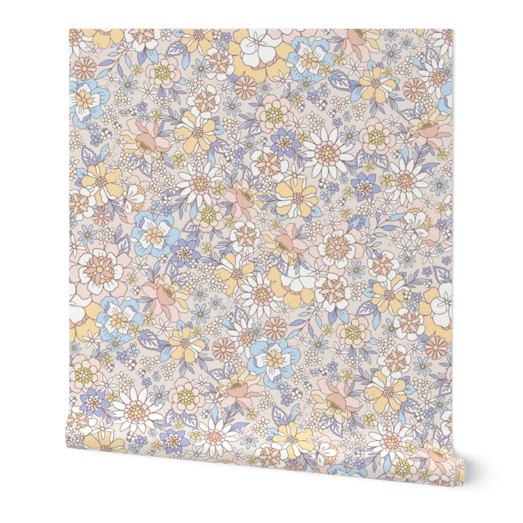 Retro cottagecore flowers in soft mushroom pink for girly bohemiam bedroom walls