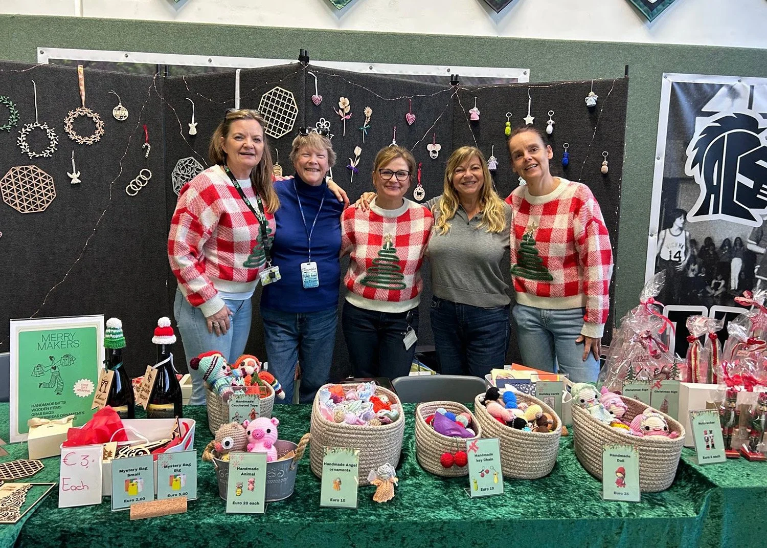 2025.11.08 - AISV World Market - 73c8b73a-8026-4288-ba5d-708c020d08de.JPG