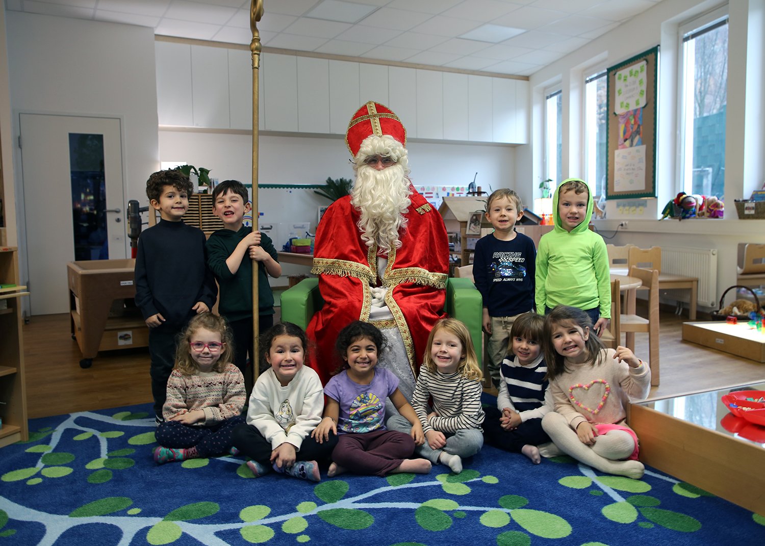 2025.12.05 - St. Nikolaus Visits AISV - IMG_6523.JPG