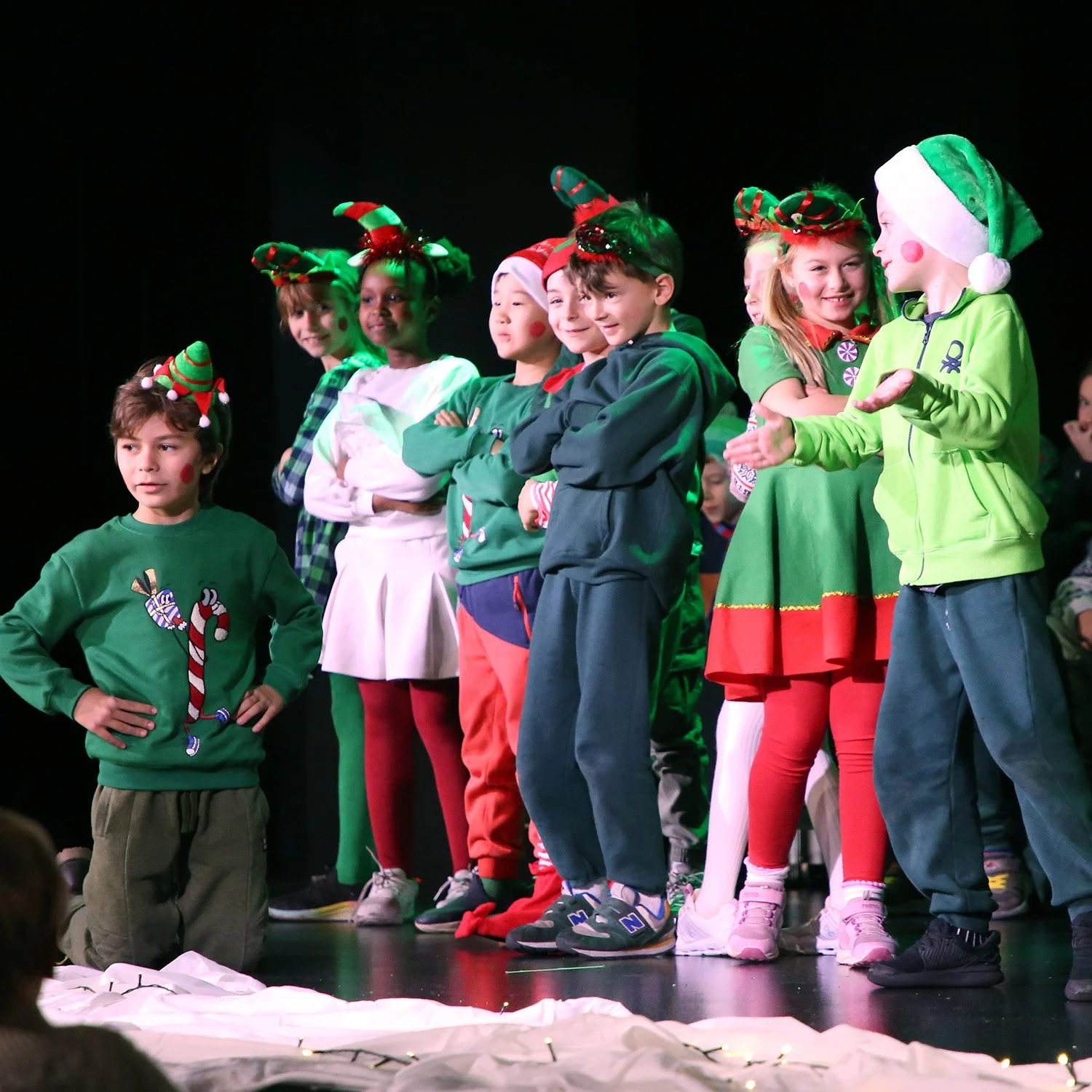 ES Students Celebrate Winter on Stage