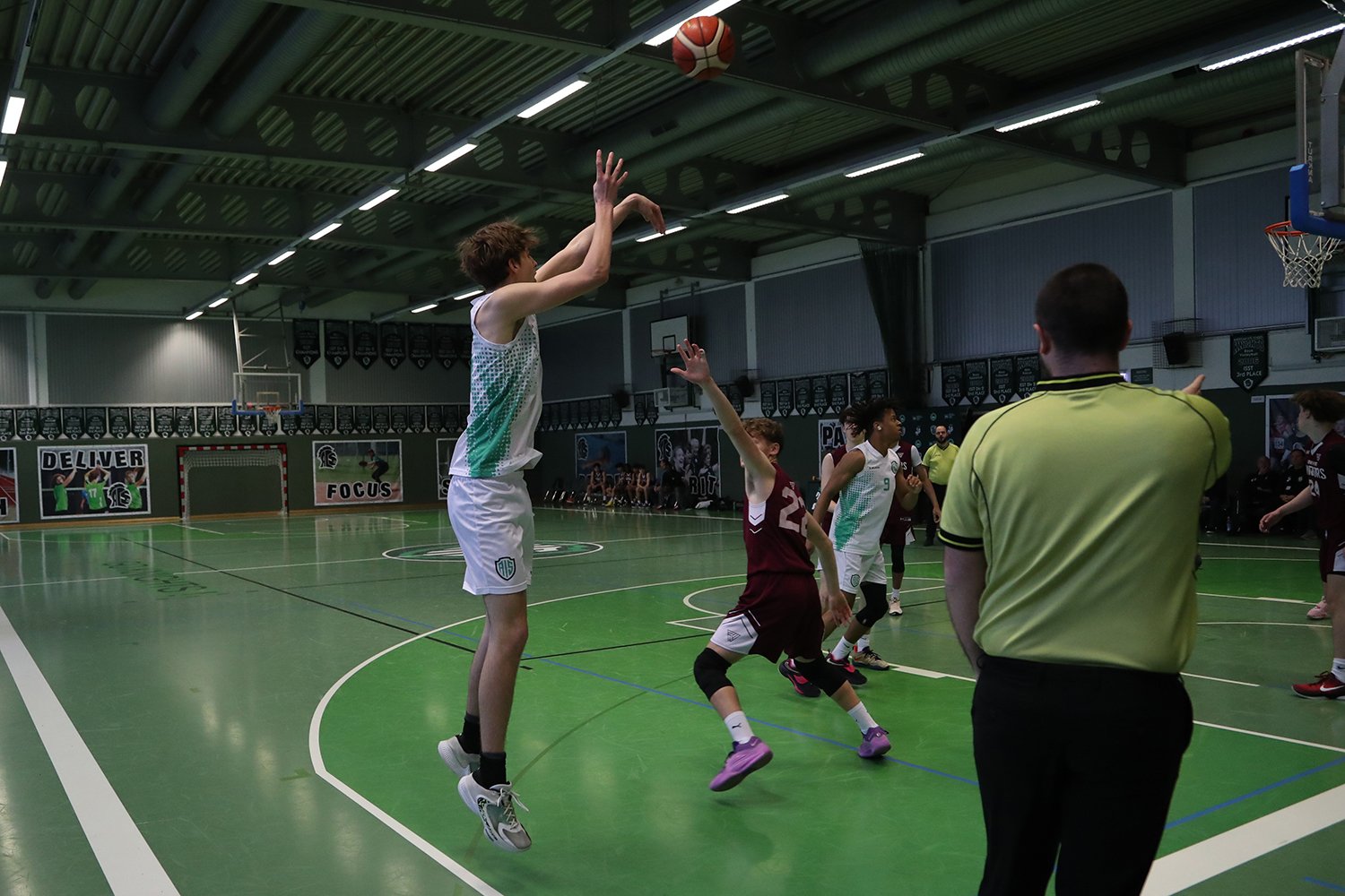 2024.03.07-09 - Varsity Boys Basketball ISST in Vienna - A67I7099.JPG