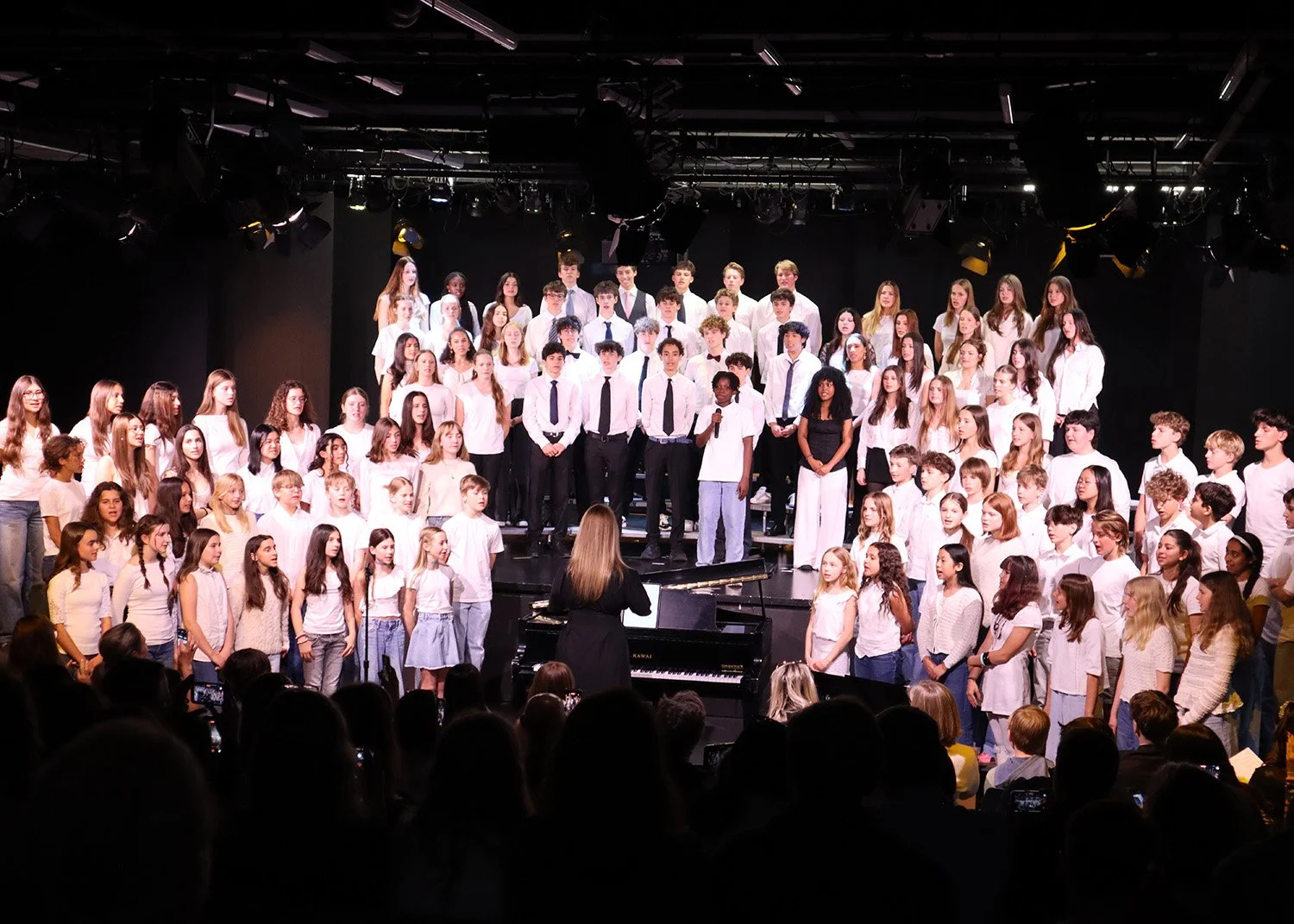 2026.04.27 - MS:HS Spring Choral Concert -MS HS Spring Choir Concert-43.jpg