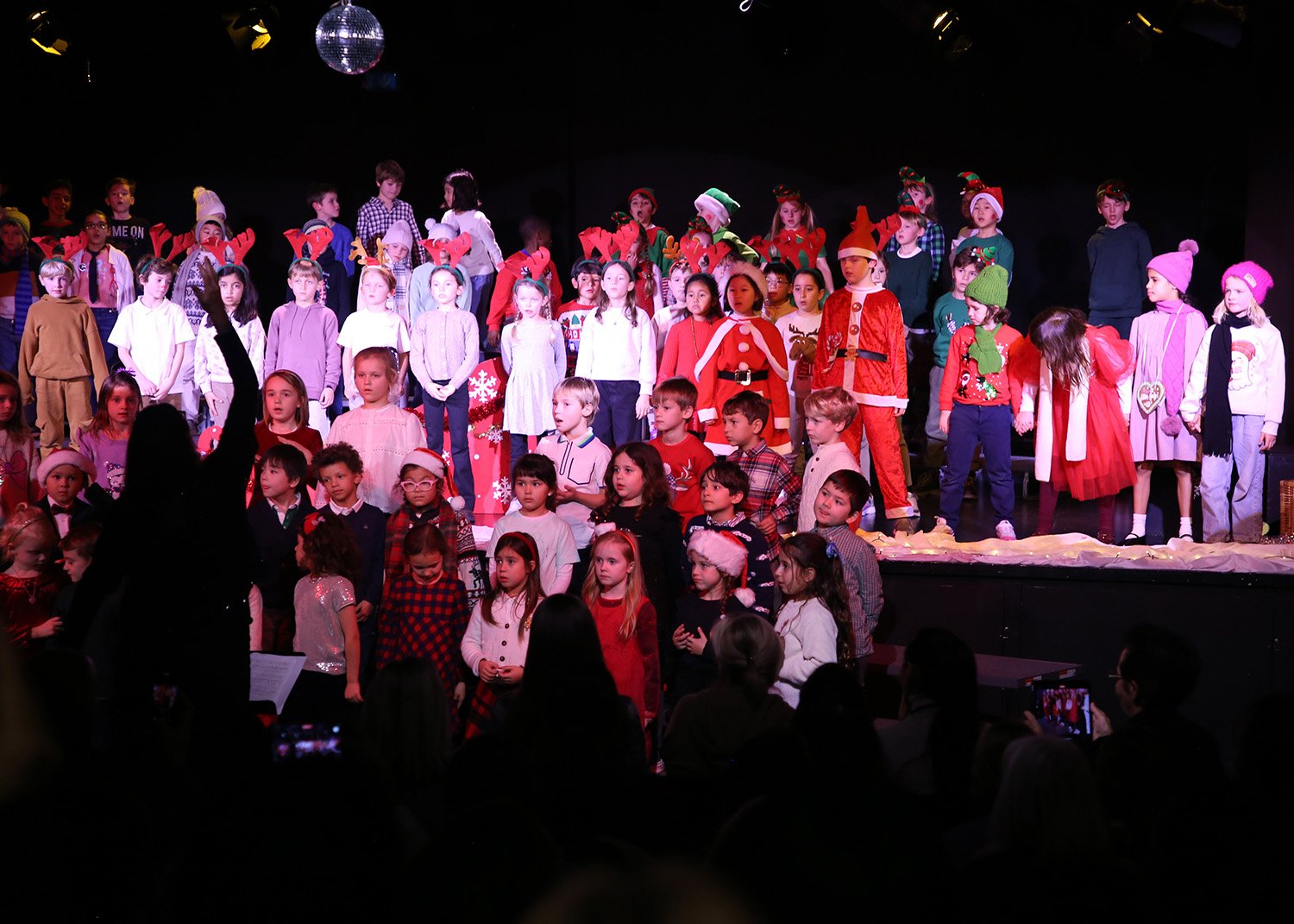 2025.12.13 - G1 and G2 Festive Show - IMG_7688.JPG