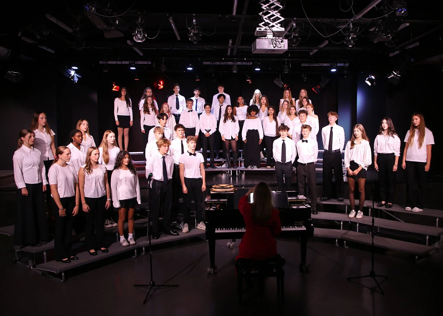 2025.10.15 - HS Choral Concert - IMG_3945.JPG