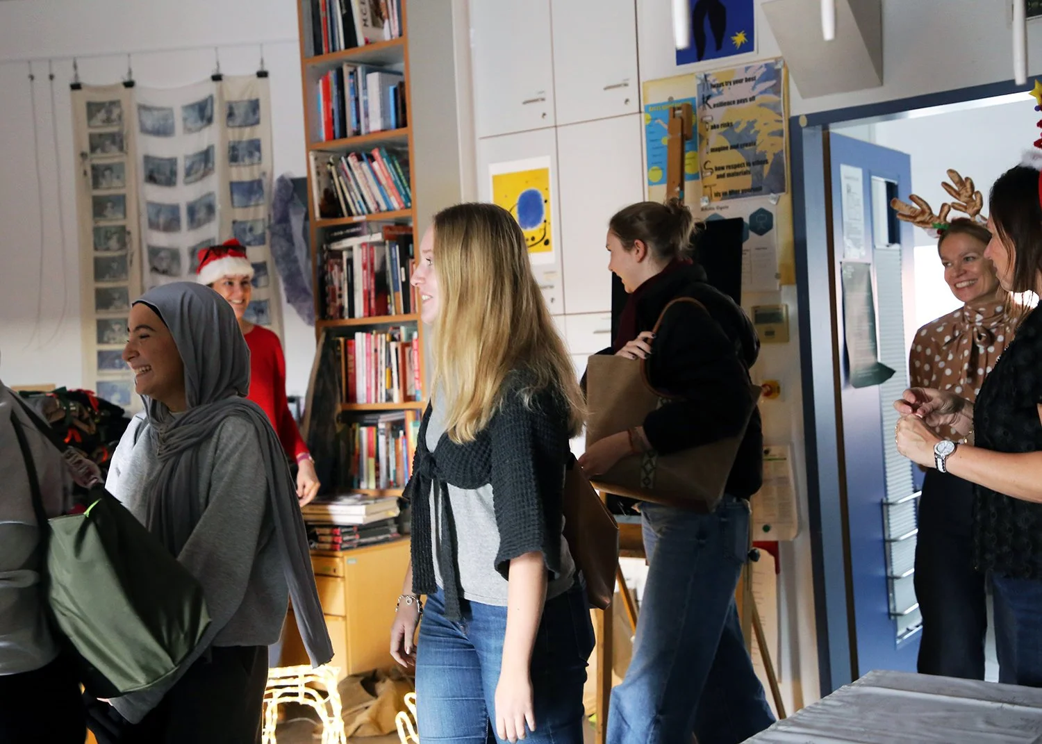 2025.12.11 - Senior Potluck - IMG_7384.JPG