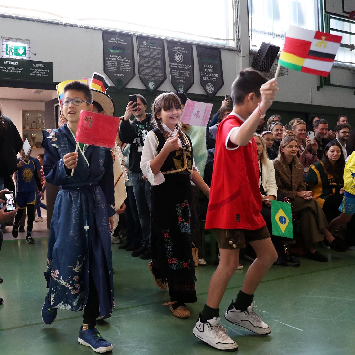 ES International Day