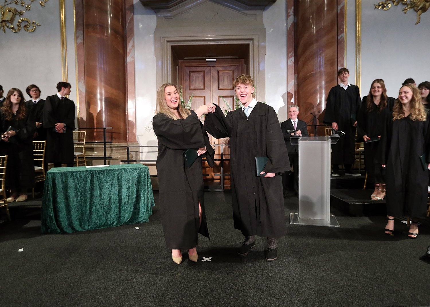 2025.05.31 - AIS Vienna Graduation - A67I6412.JPG