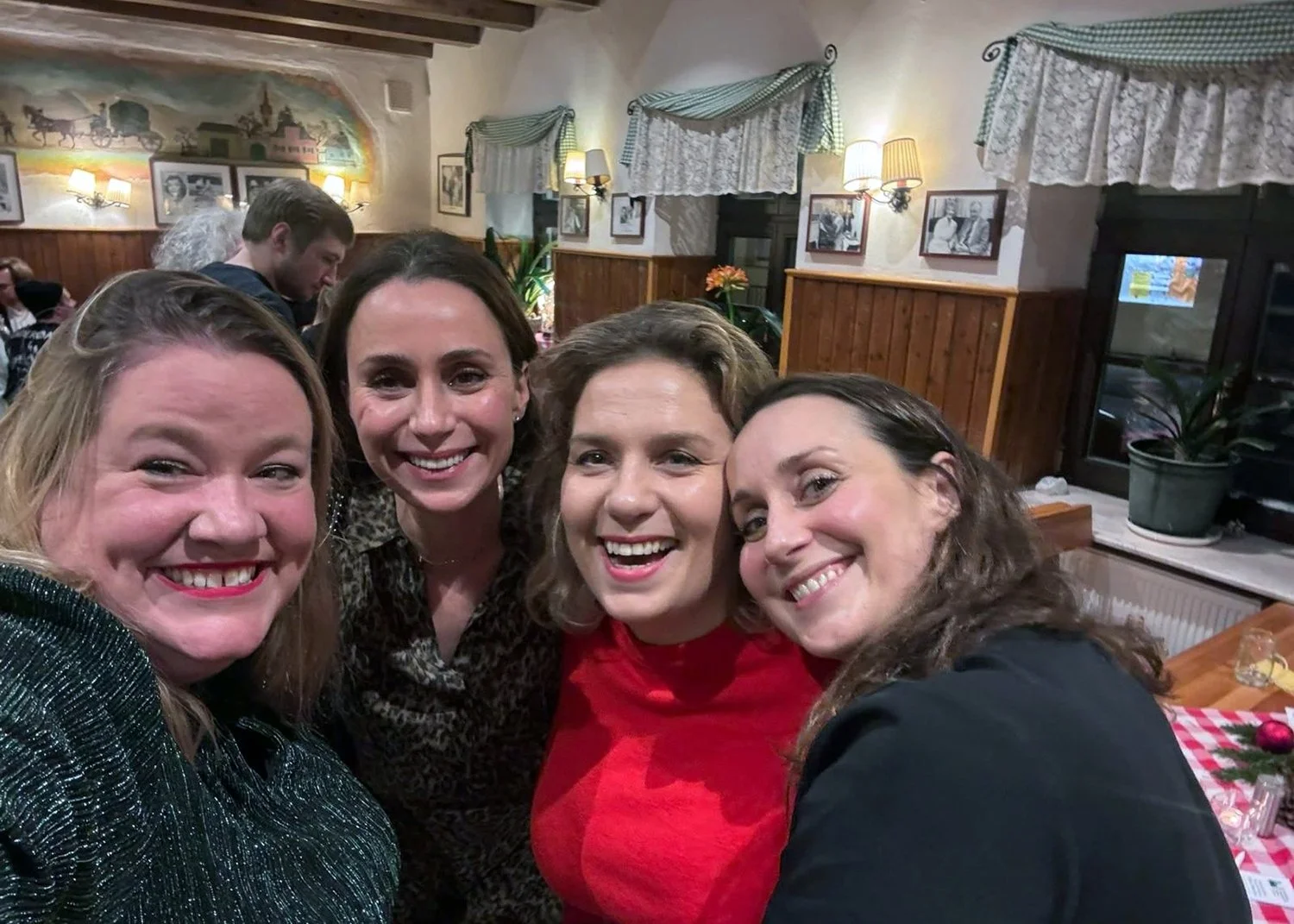 2025.12.19 - Dec 2025 Reunion - 1000198229.jpeg