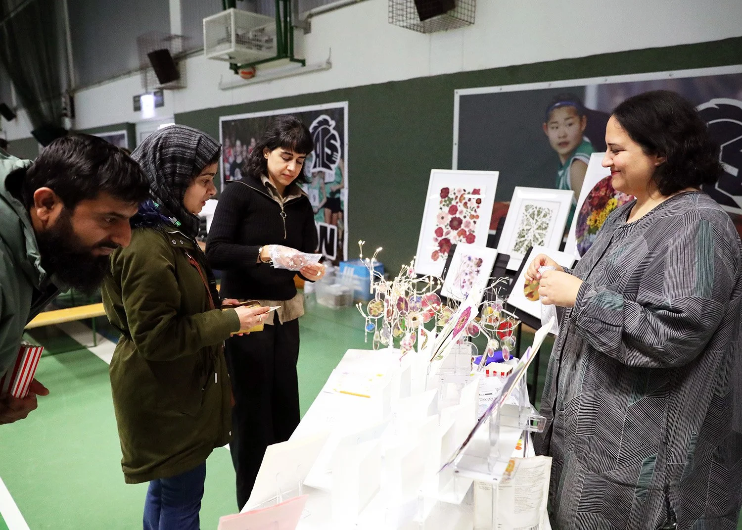 2025.11.08 - AISV World Market - A67I0466.JPG