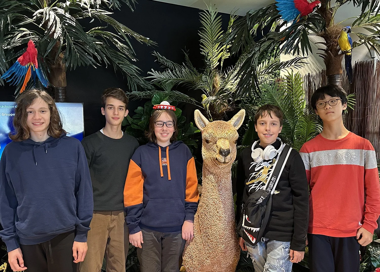 2025.11.5 - MS Spanish Field Trip - IMG_9567.jpg