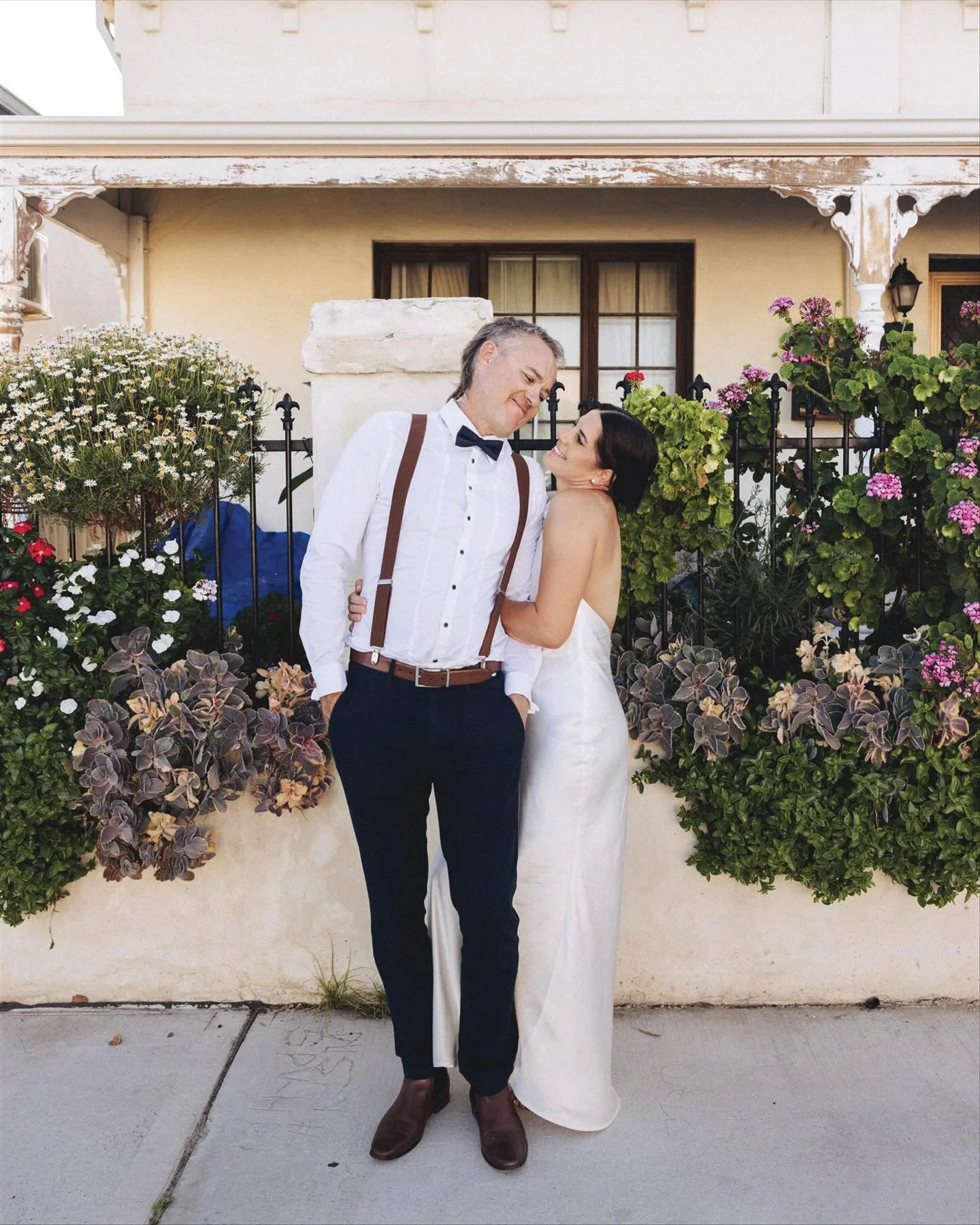 Teigan just ordered some massive prints for framing 🤩 and it got me reminiscing about this day. And just an excuse to insert my childhood anthem in the post.  Happy 287 days of marriage Teigs &amp; Nathan 💖🤘🏼