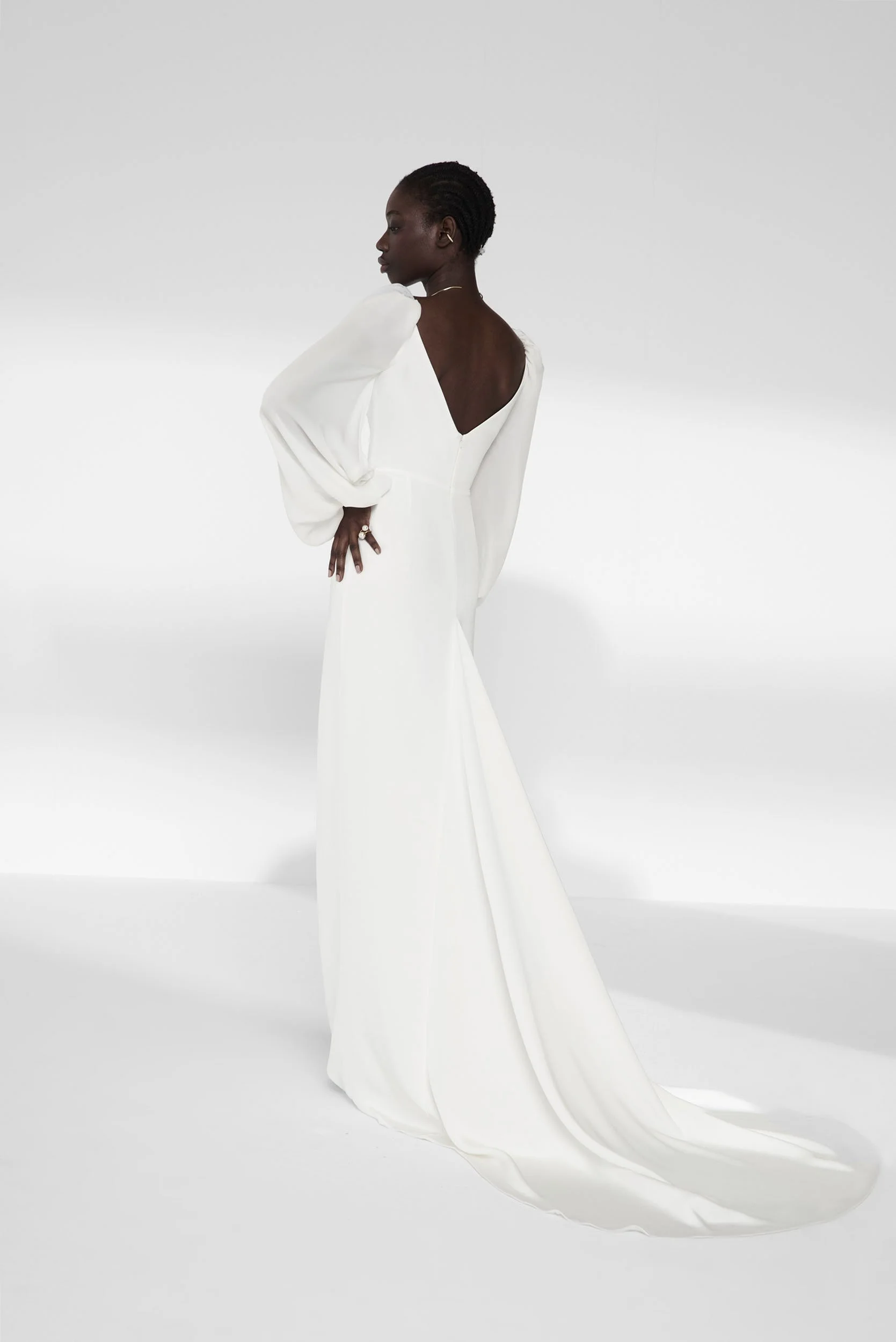 PINA_ANNA_KARA_2024_back.jpg