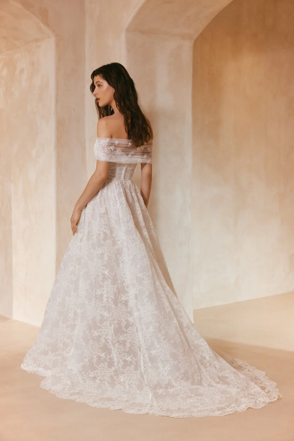 CARMEN_2026_Couture_ANNA_KARA_02.jpg