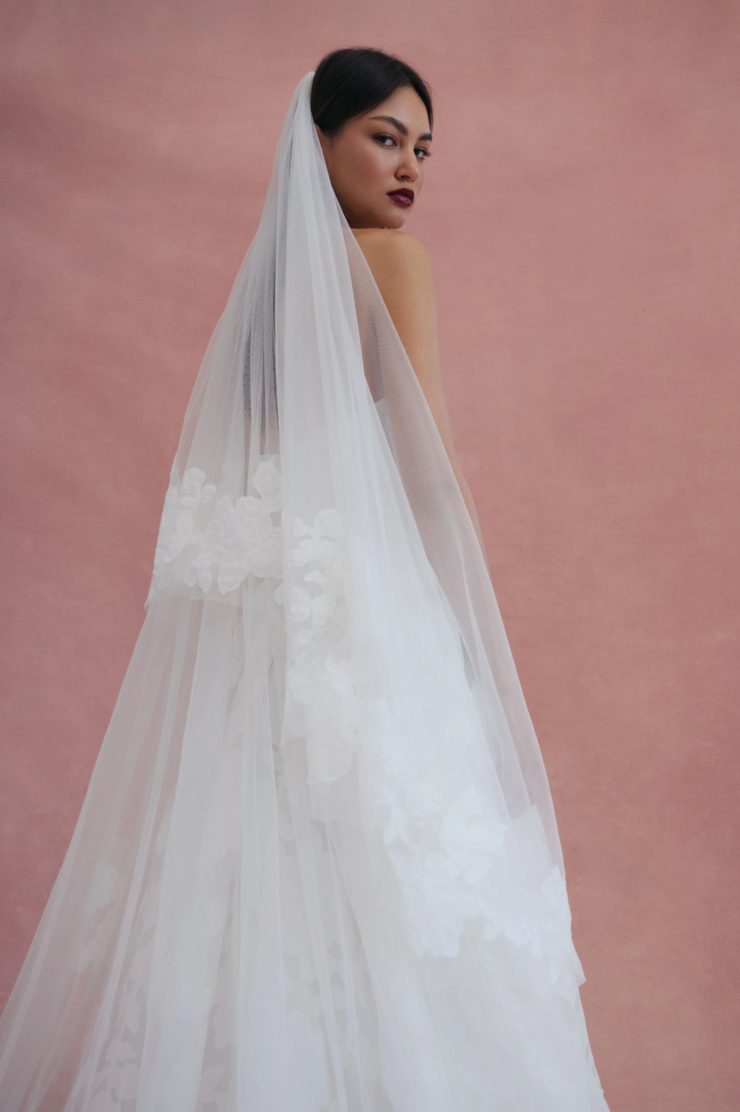 Skylar_Veil_Alva_45326_Edited_2400x3600.jpg