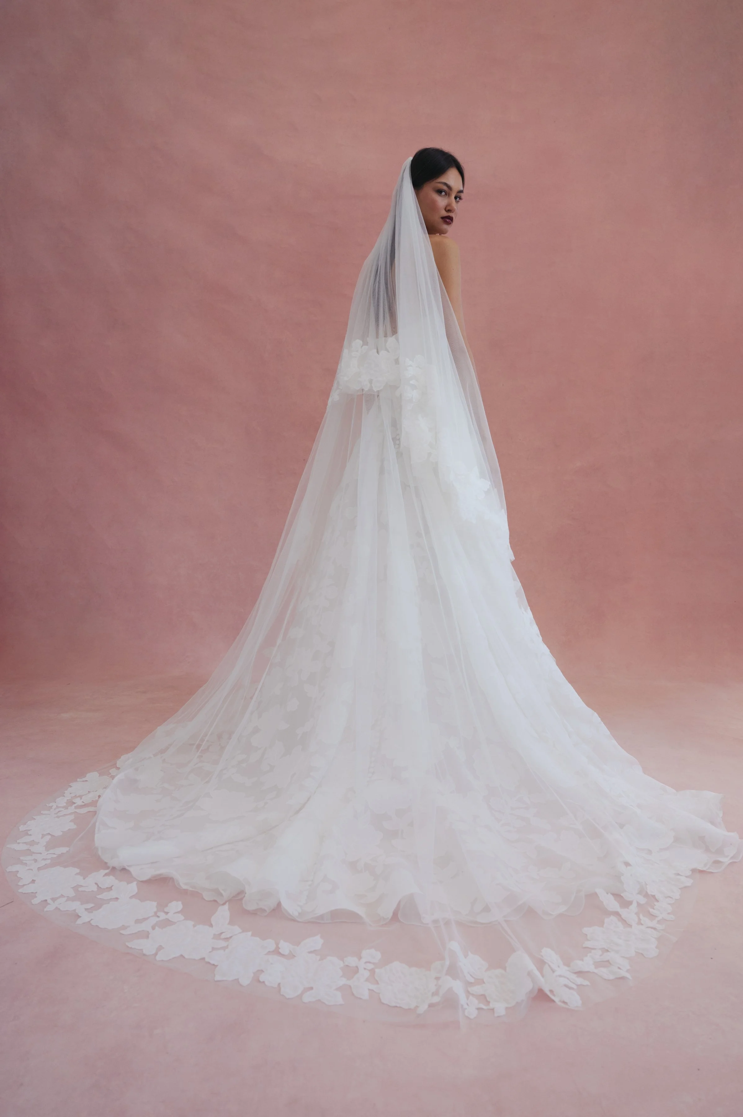 Skylar_Veil_Alva_45324_Edited_2400x3600.jpg