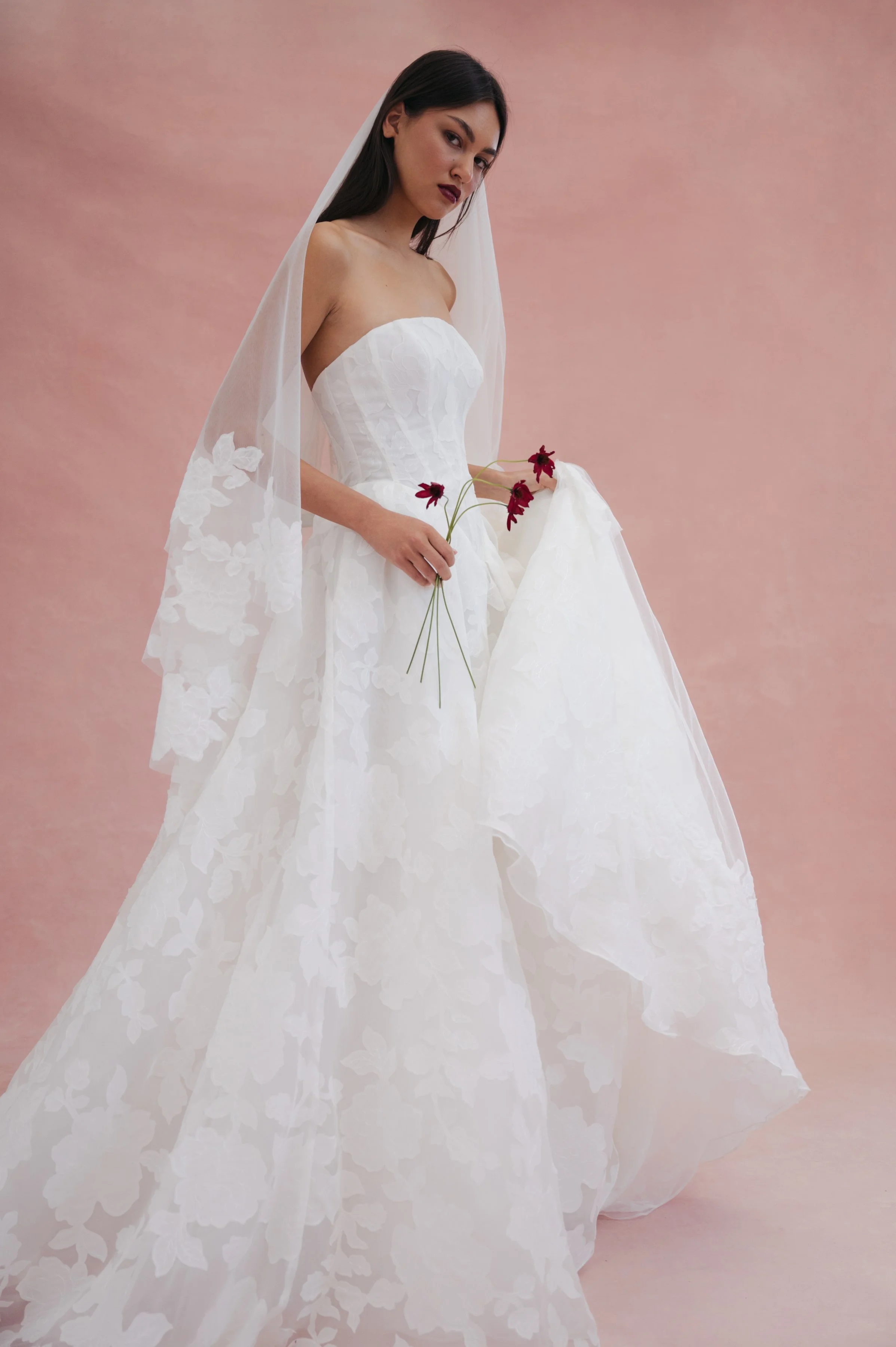 Skylar_Veil_Alva_45305_Edited_2400x3600.jpg