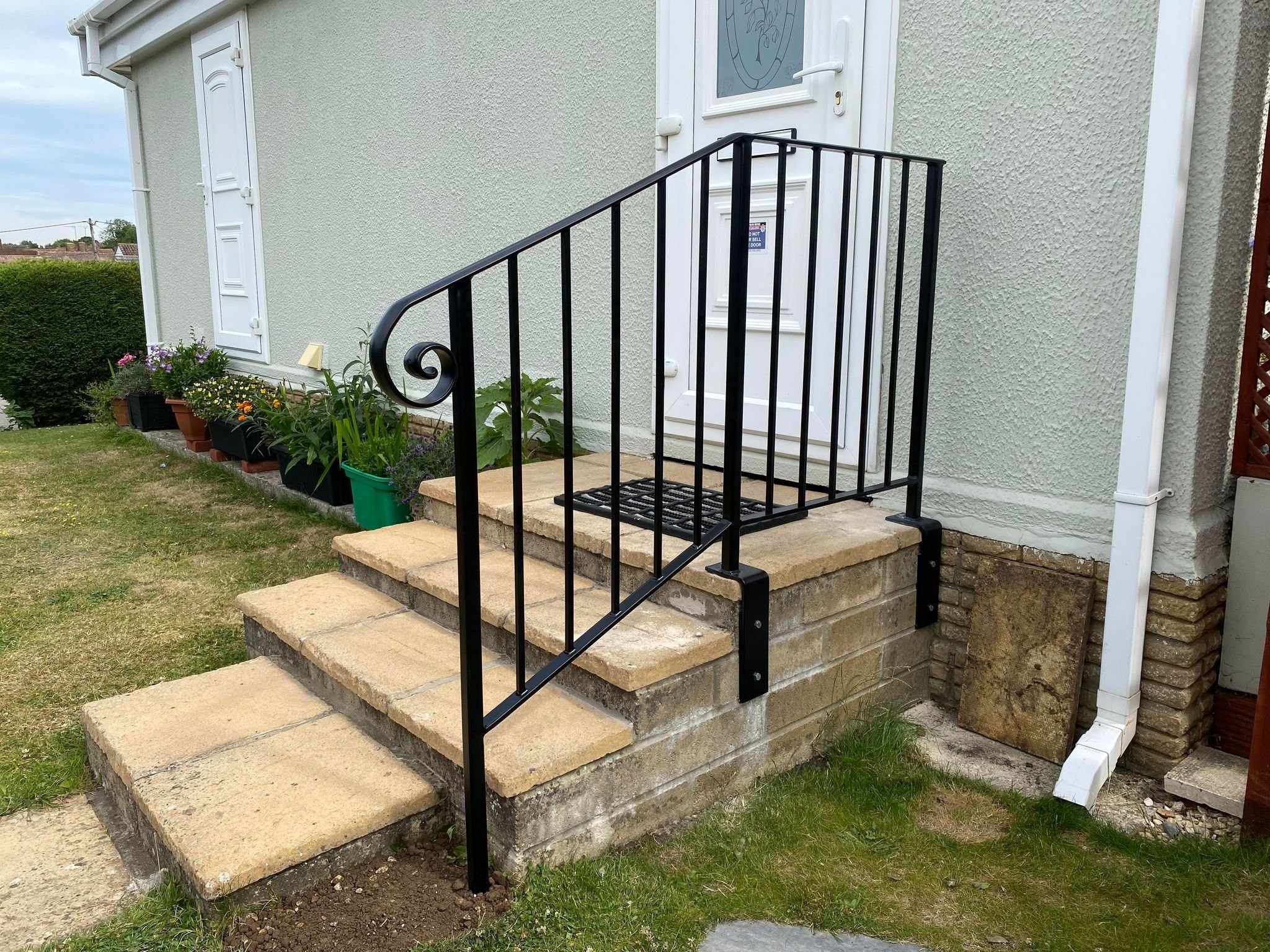 karen handrail 1.jpg