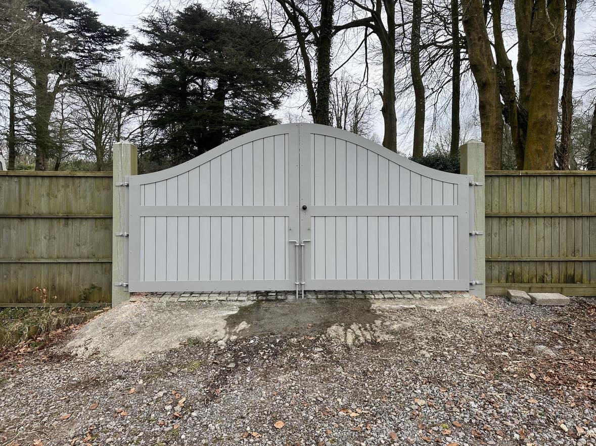 john taylor gate.jpg