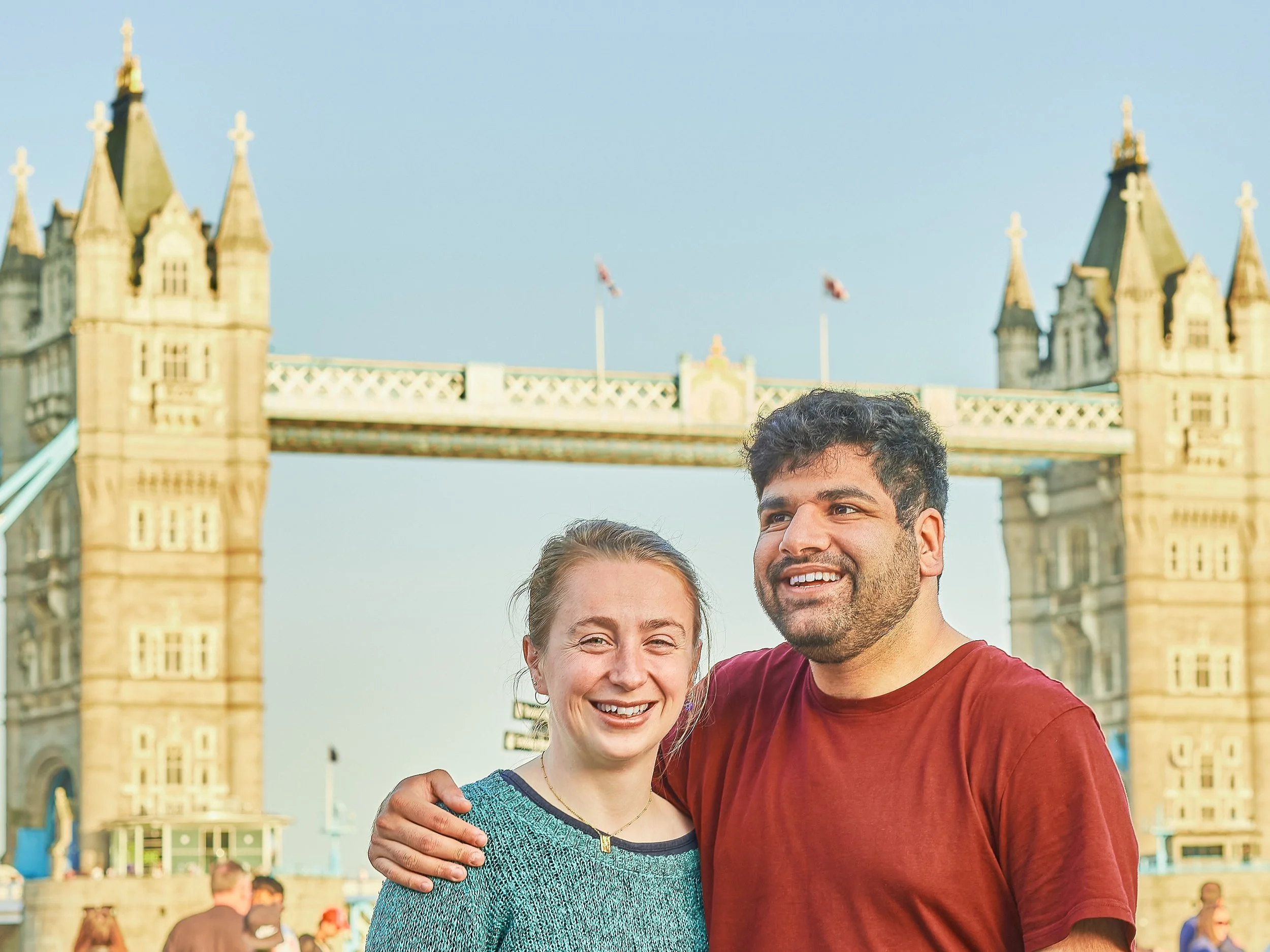 004 Aya & Danny Couple portraits facing Tower Bridge.jpg