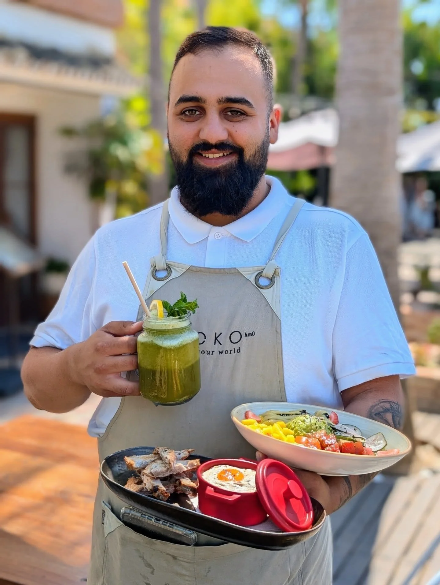 🌿 En Byoko nada es casualidad.
Cada plato est&aacute; pensado como una mezcla perfecta de ingredientes, colores y texturas que se encuentran para crear algo &uacute;nico.

✨ Sabores que conviven en armon&iacute;a.
Combinaciones originales que sorpre