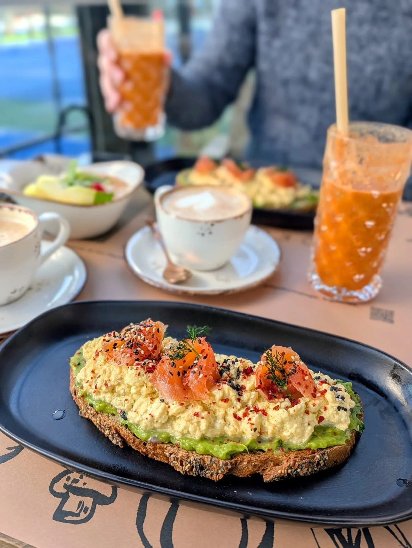 🌿✨ Un buen brunch es ese momento en el que todo encaja.
Comida real, sabores que cuidan, luz bonita y tiempo para disfrutar sin prisas.

En Byoko el brunch no es solo una comida,
es una forma de empezar el d&iacute;a con calma, intenci&oacute;n y bi