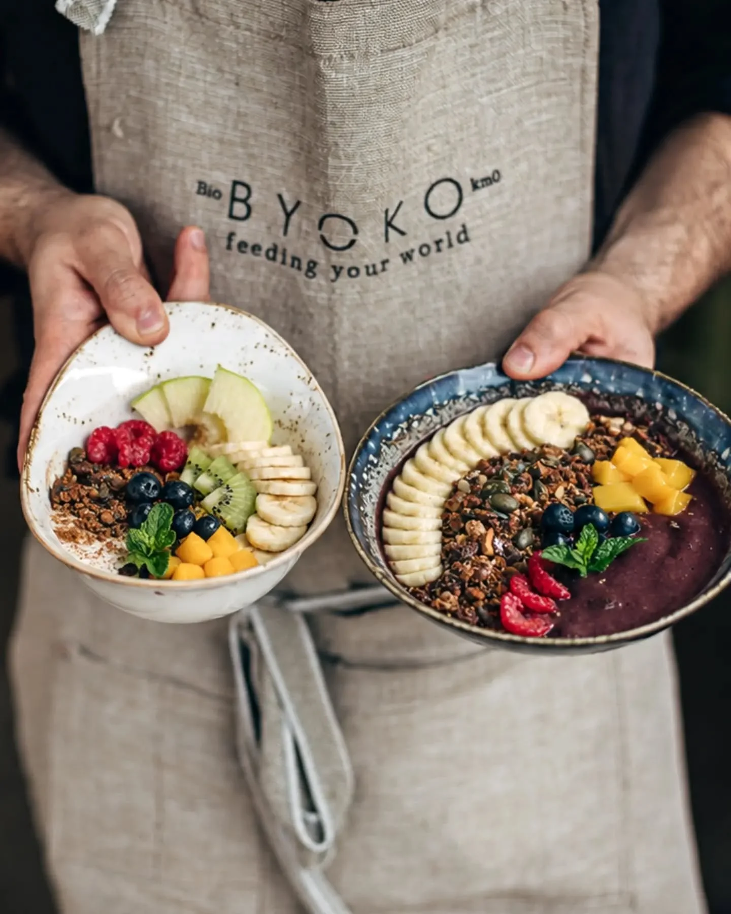 &iquest;Hoy eres m&aacute;s de a&ccedil;a&iacute; o de yogur griego?

Si te apetece algo fresco, afrutado y de base vegetal, nuestro A&ccedil;a&iacute; Bowl combina pulpa de a&ccedil;a&iacute; y guaran&aacute; con pl&aacute;tano, fruta de temporada y